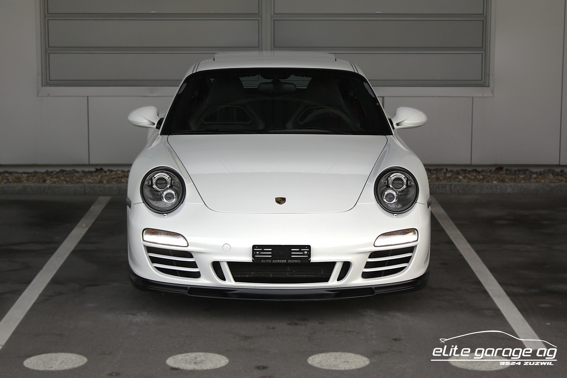 PORSCHE 911 Carrera GTS PDK LIEBHABERFAHRZEUG-image-7