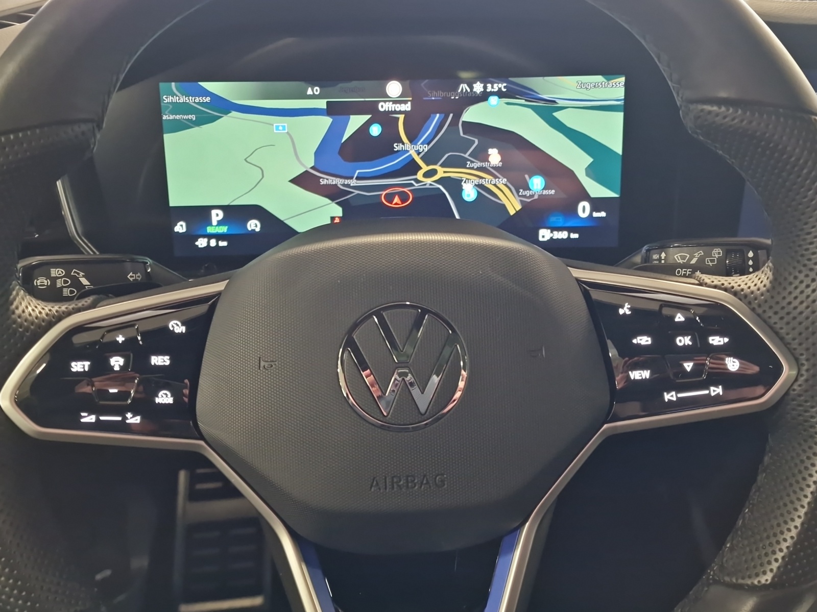 VW Touareg 3.0 TSI eHybrid R Tiptronic-image-14