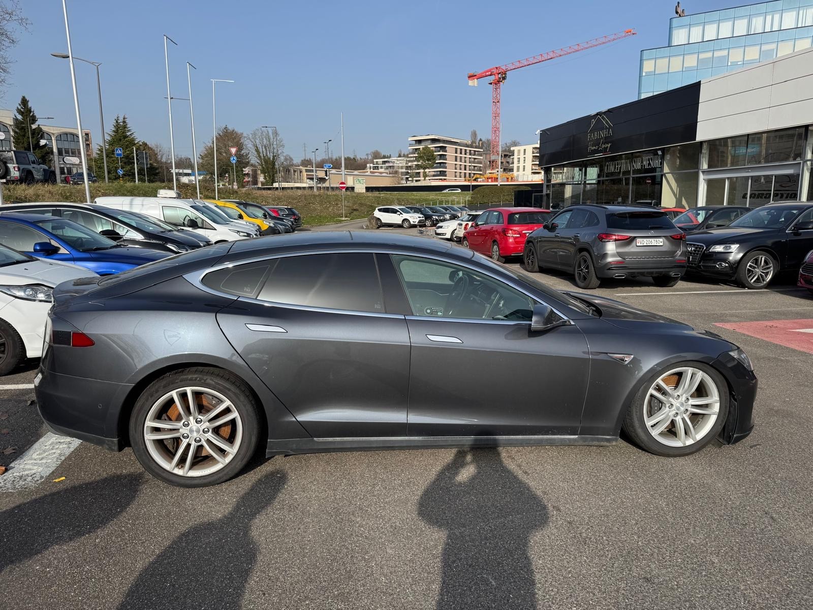 TESLA Model S 85 D-image-8
