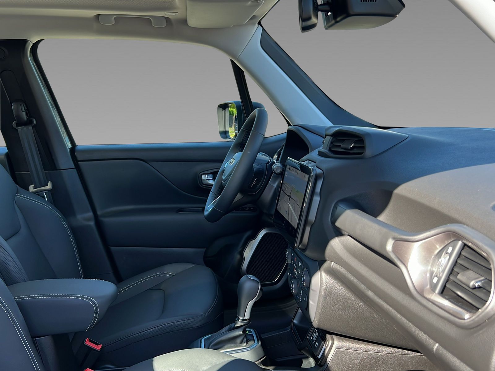 JEEP Renegade Summit 1.5 MHEV Sky Plus-image-12