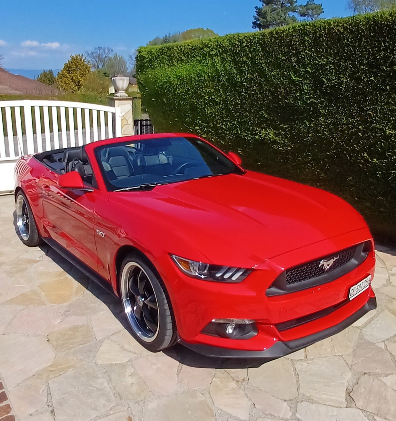 FORD Mustang Convertible 5.0 V8 GT Automat