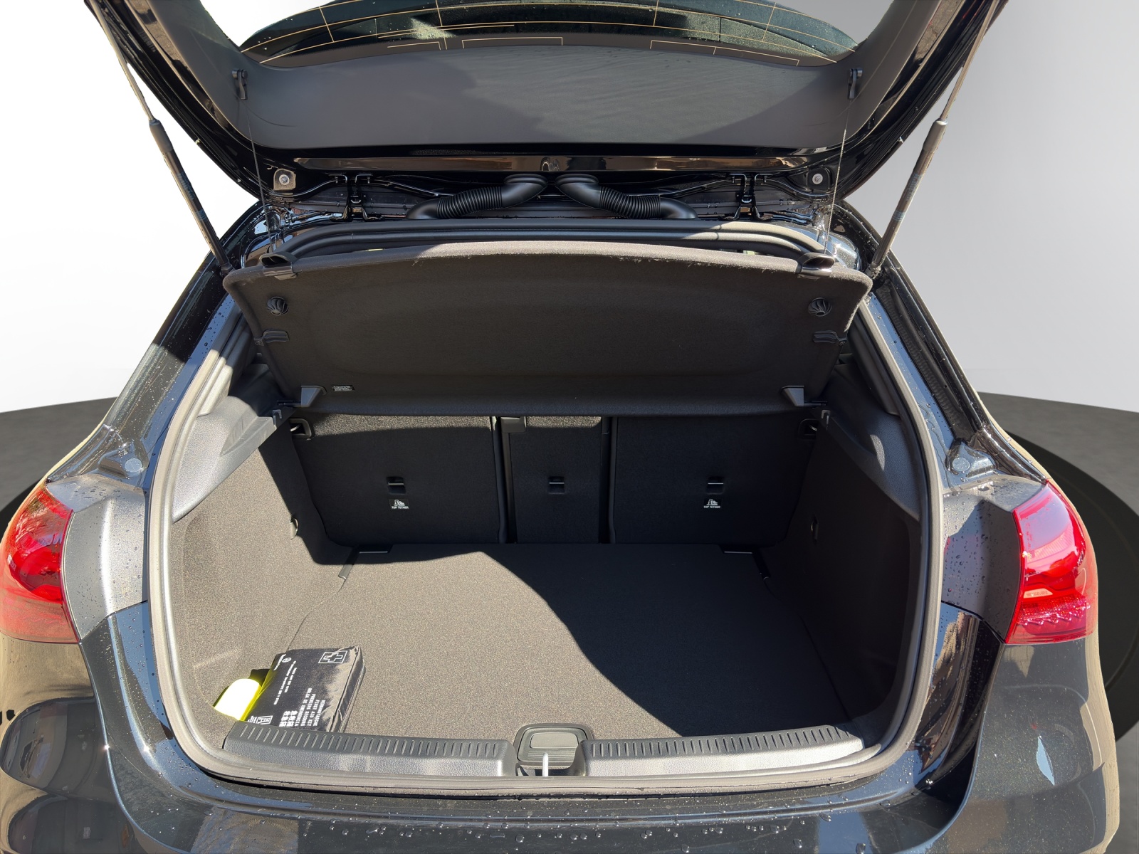 Image MERCEDES-BENZ A-220 A 220 4Matic 8G-DCT