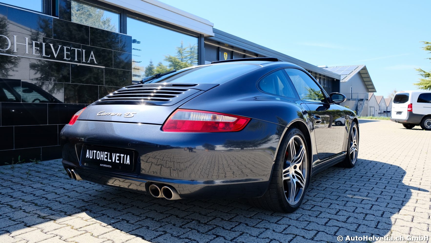 PORSCHE 911 Carrera 4S-image-6