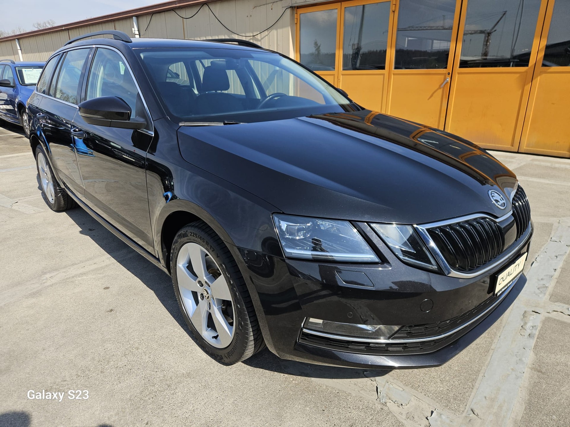 SKODA Octavia Combi 2.0 TDI Style 4x4-image-5