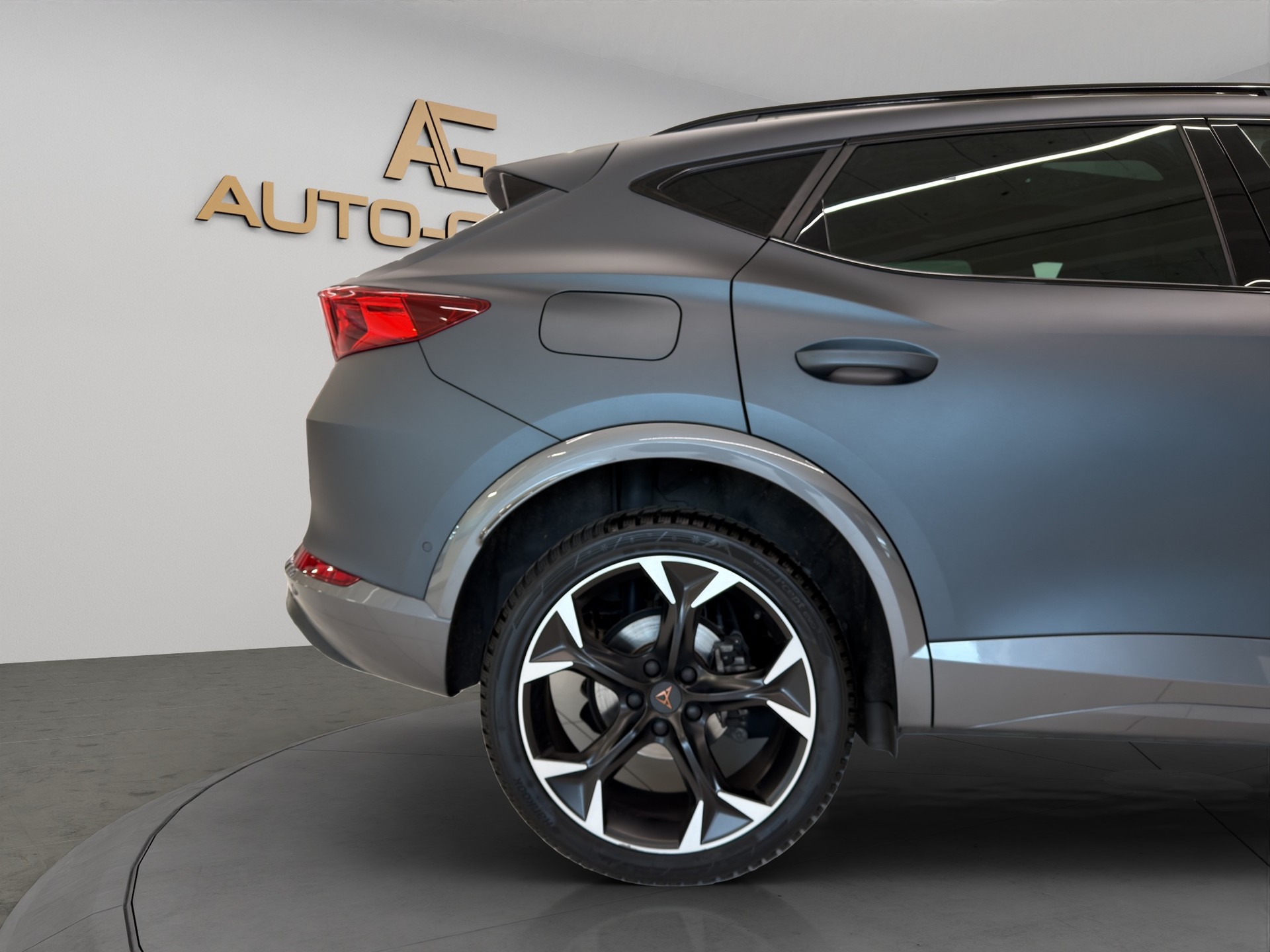 CUPRA Formentor 2.0TSI 4Drive DSG-image-9