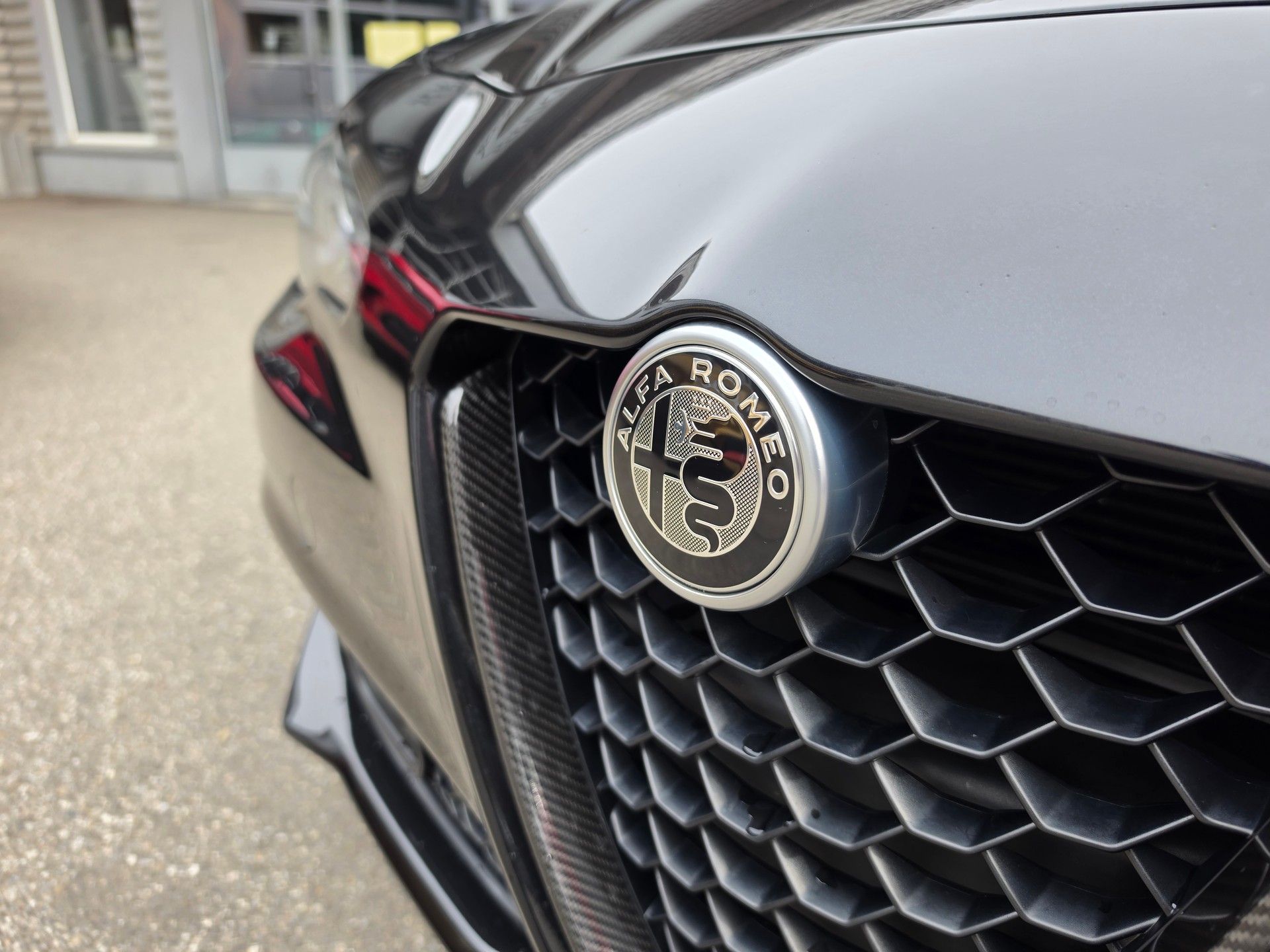 ALFA ROMEO Giulia 2.0 Veloce TI Q4 Automatic-image-3