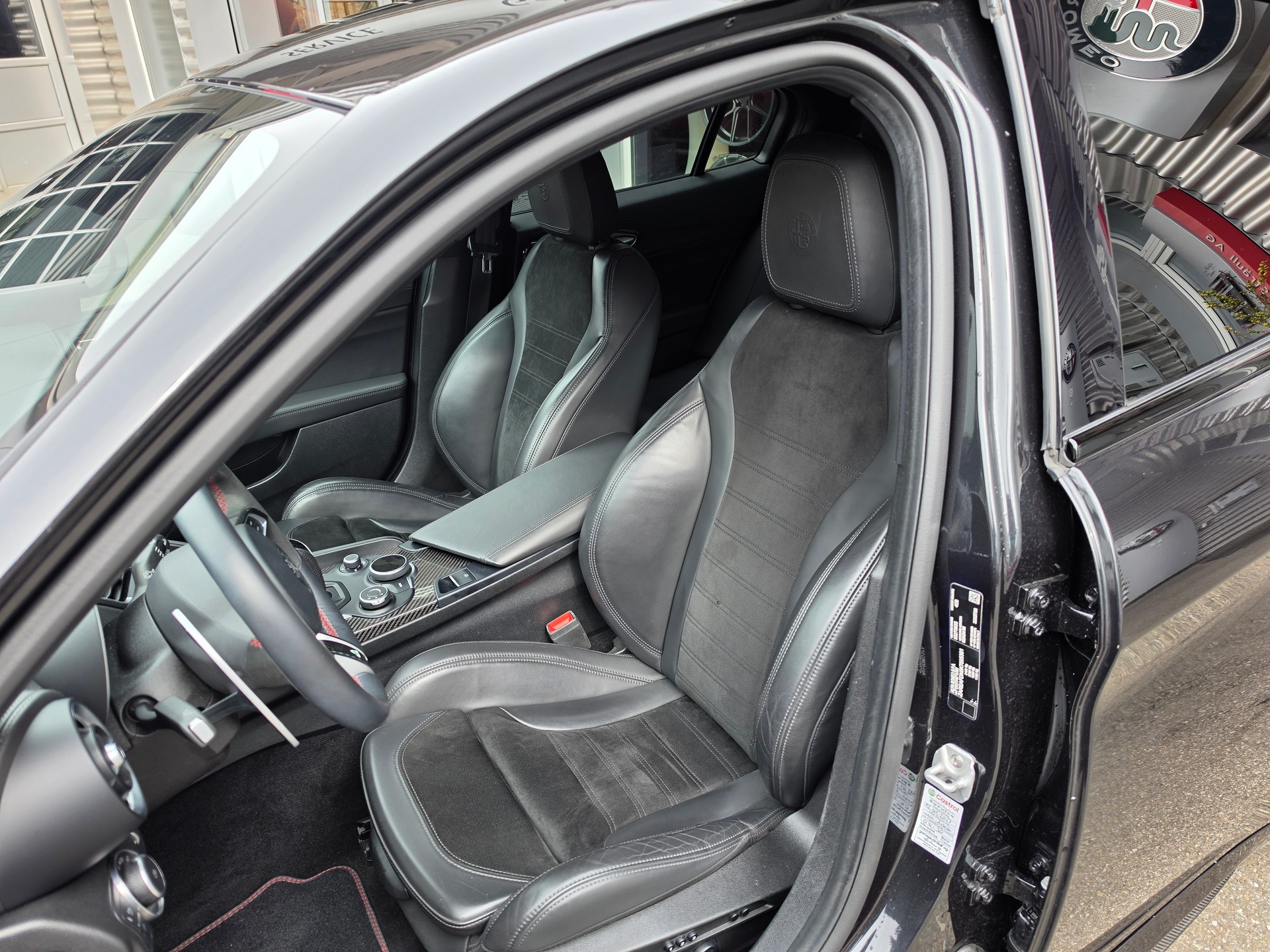 ALFA ROMEO Giulia 2.0 Veloce TI Q4 Automatic-image-11