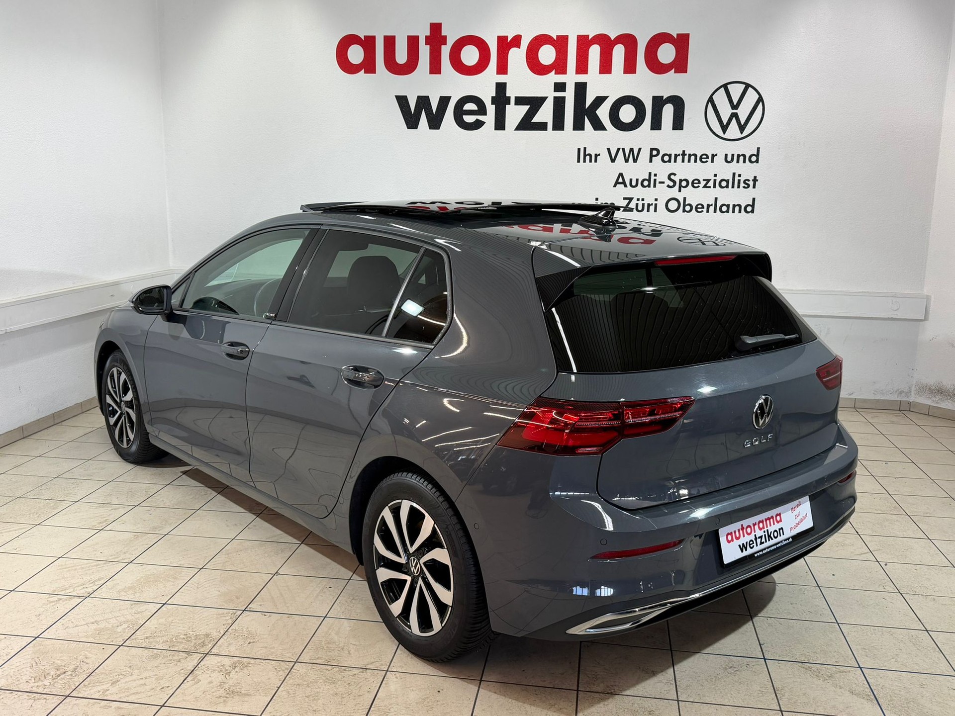 VW Golf 2.0 TDI Style DSG-image-2