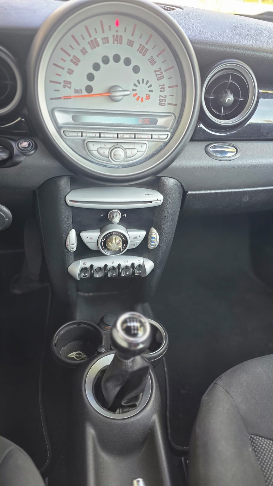 MINI One-image-9