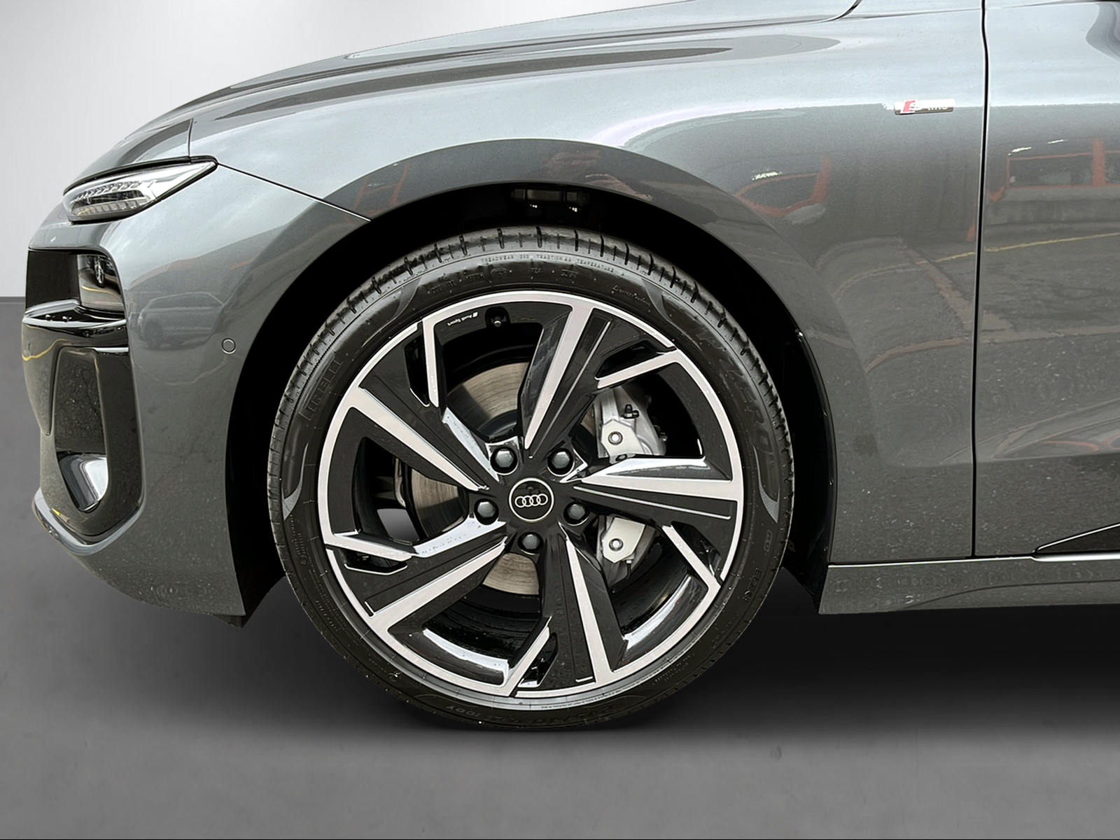 AUDI A6 Avant e-tron quattro 428PS/315kW BEV elektrisch-image-4