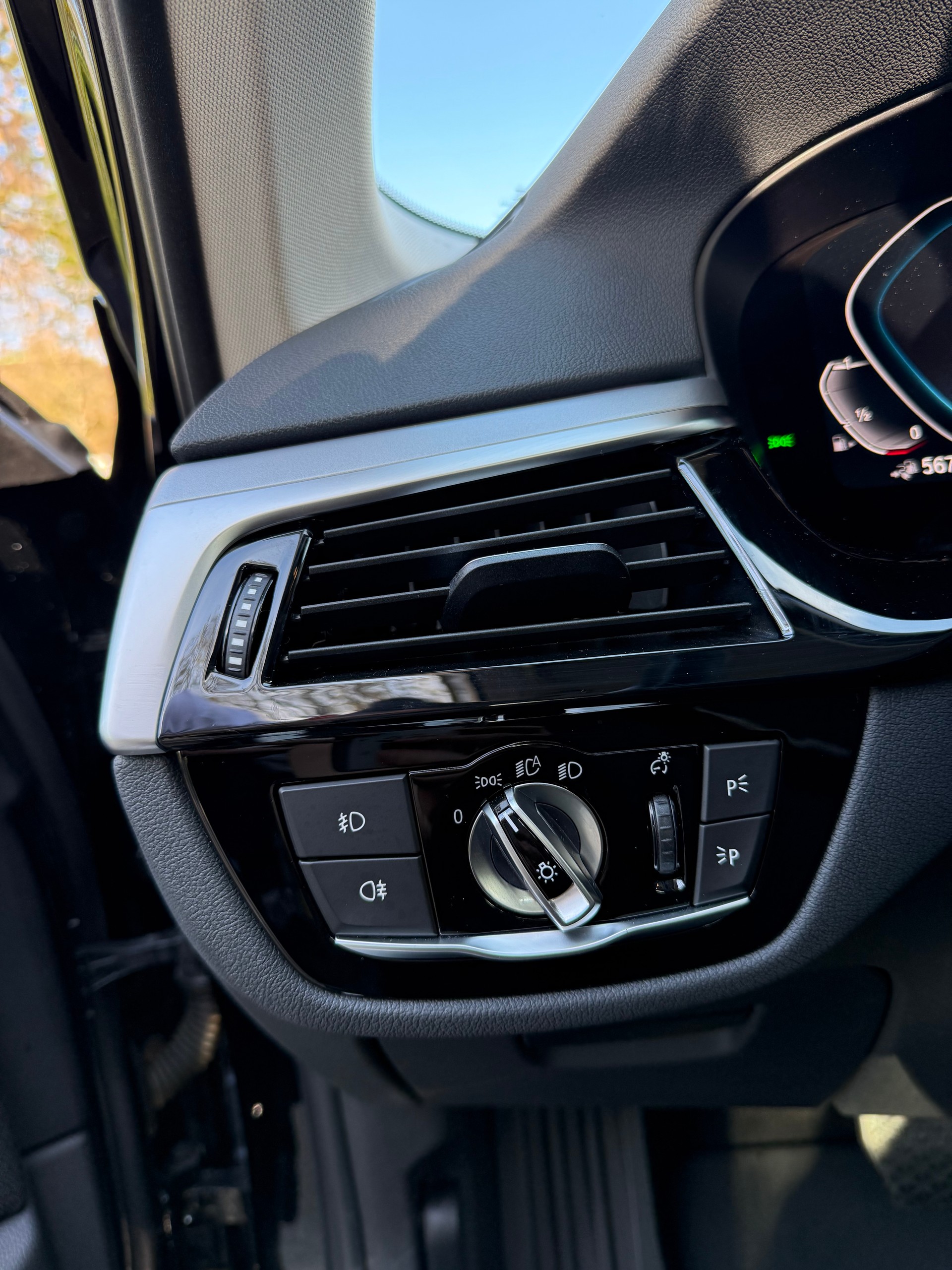 BMW 530e iPerformance Steptronic-image-9