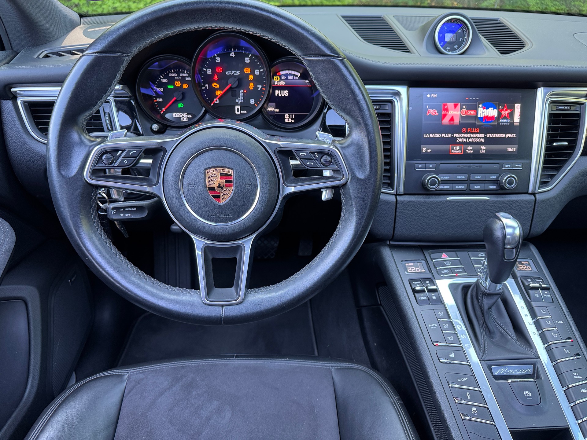 PORSCHE Macan GTS PDK-image-2