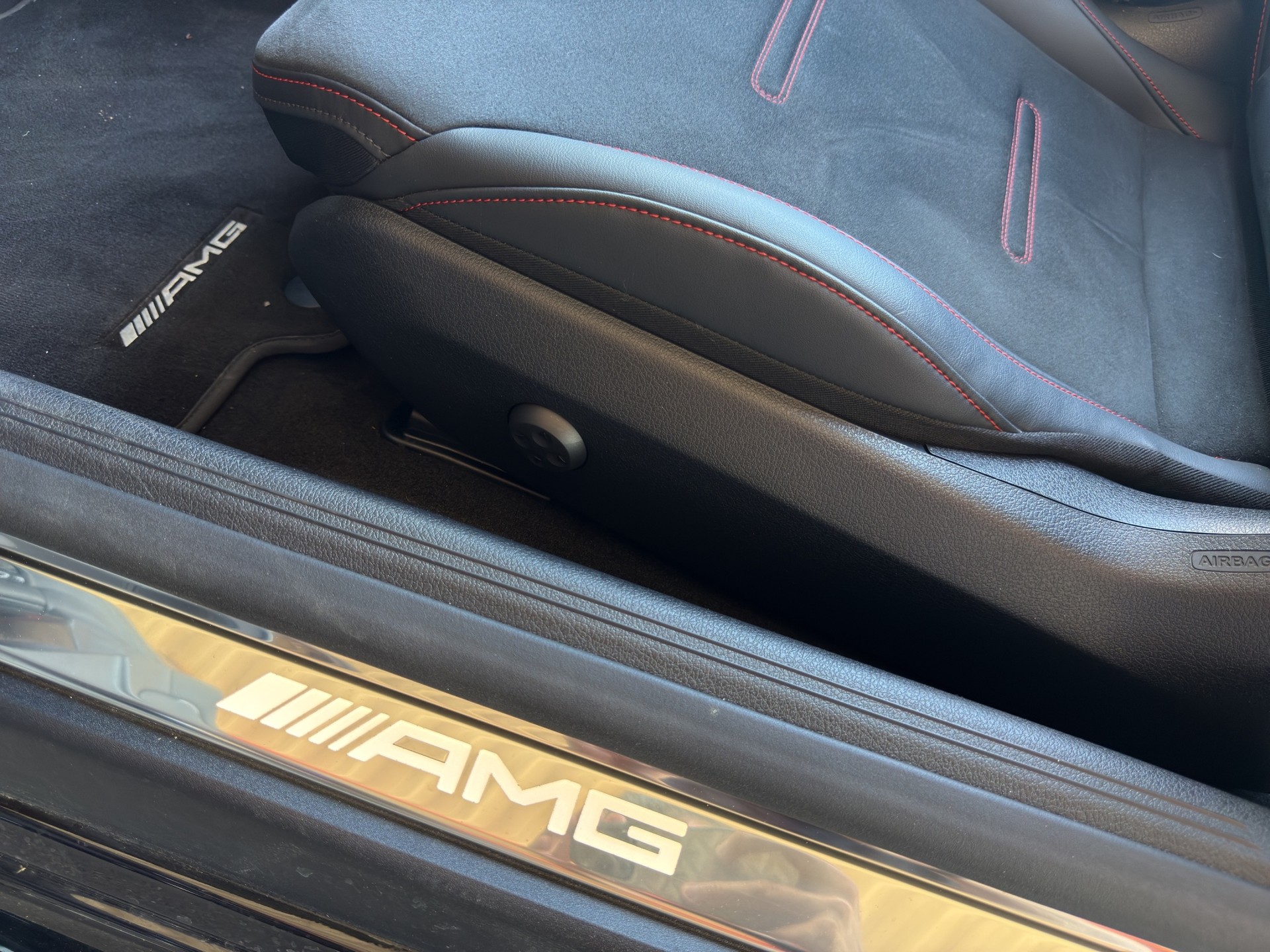 MERCEDES-BENZ CLE 53 AMG 4matic+ Cabriolet AHK-image-32