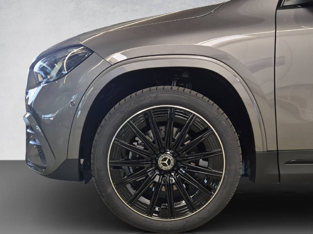 MERCEDES-BENZ GLA 250 e EQ Star AMG Line-image-5
