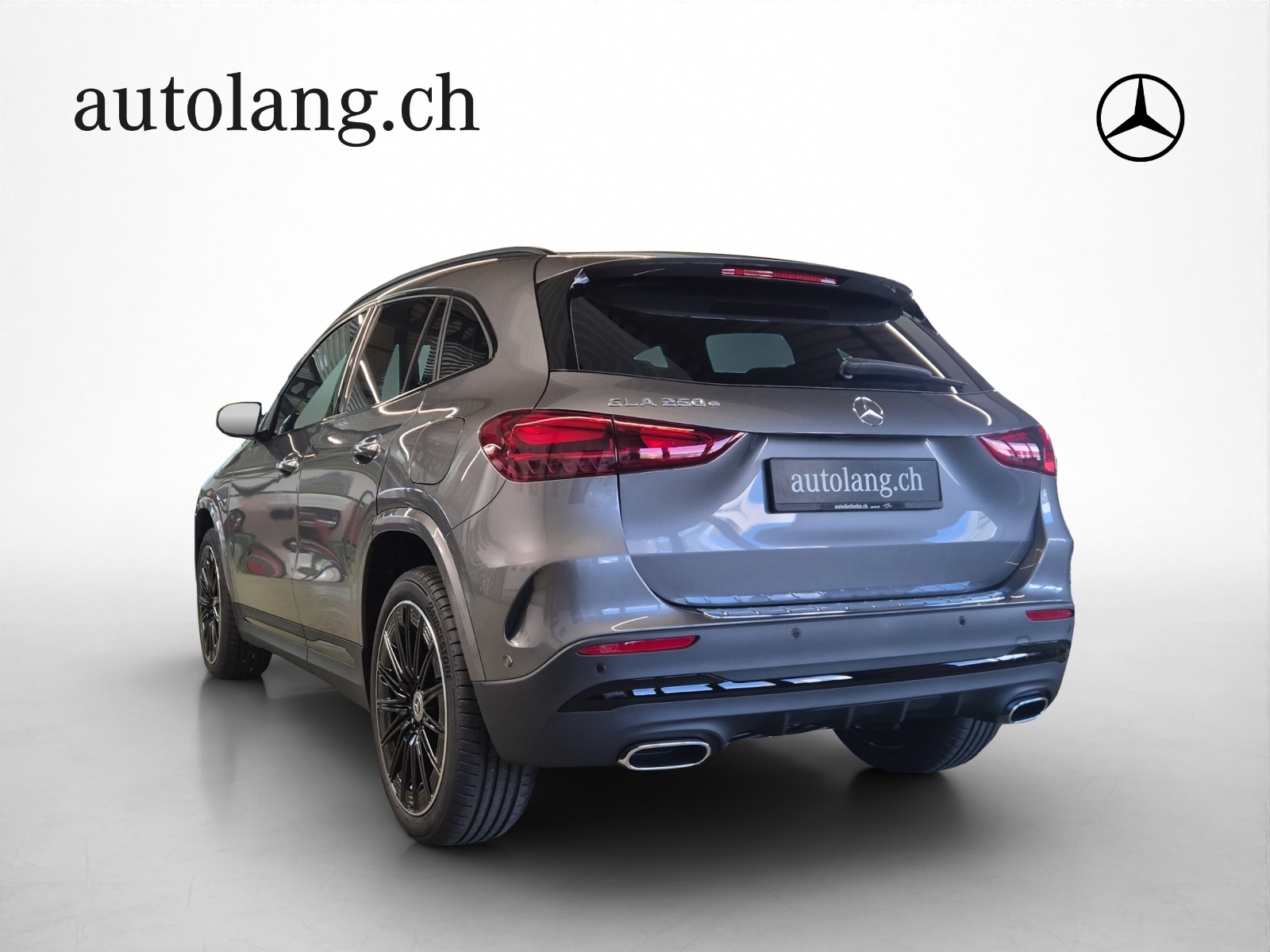 MERCEDES-BENZ GLA 250 e EQ Star AMG Line-image-3