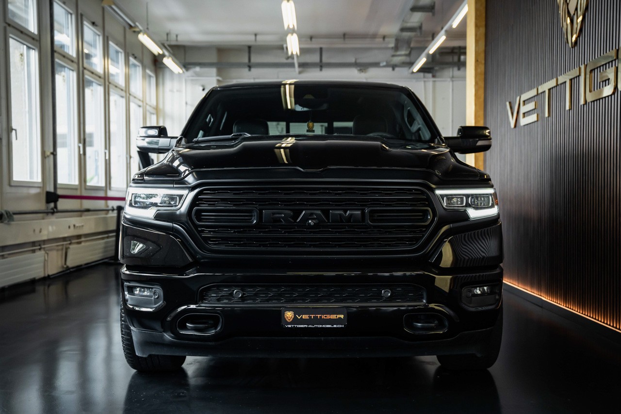 DODGE Ram 1500 5.7l V8 HEMI 4x4 Crew Cab Limited-showroom-element-1