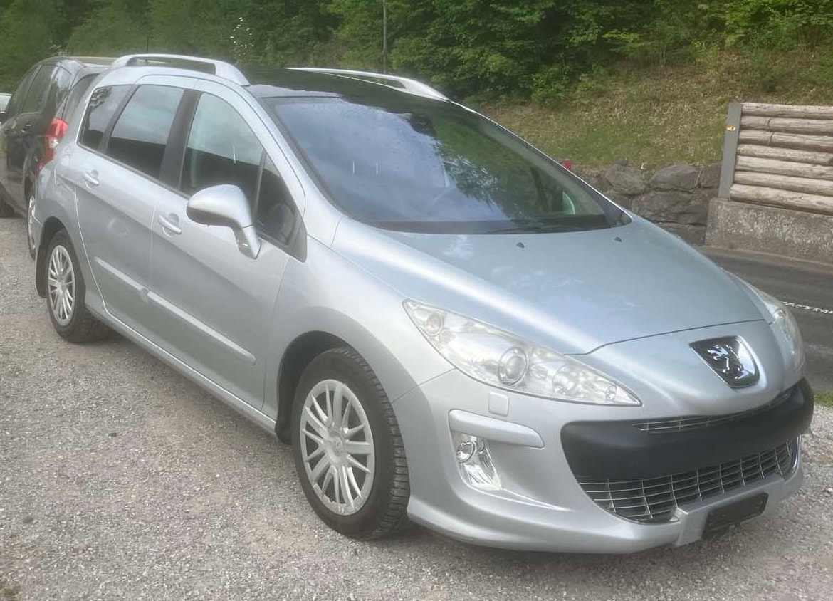 PEUGEOT 308 SW 2.0 HDI Sport Automatic-image-0