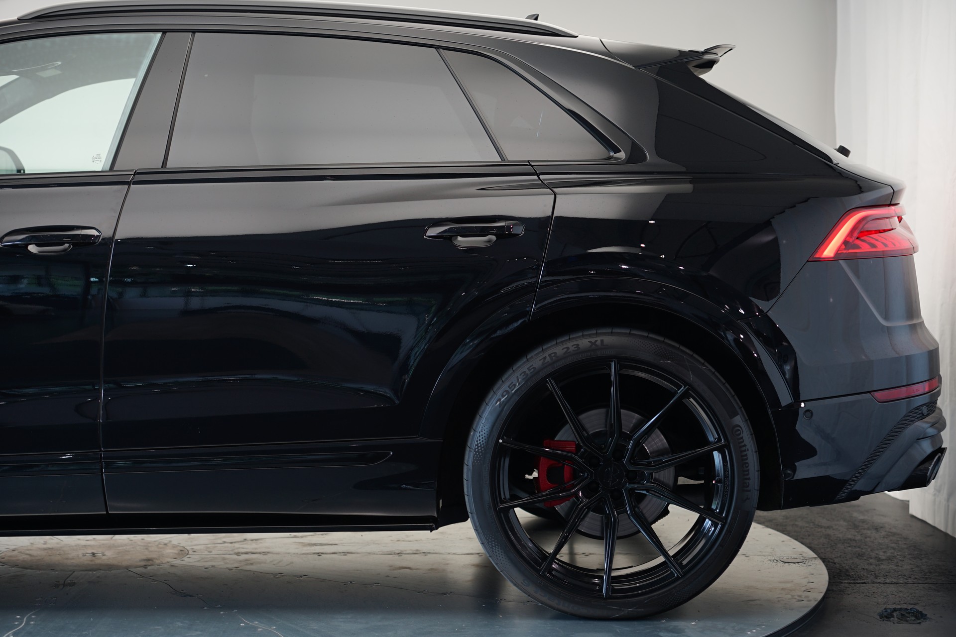 AUDI Q8 50 TDI quattro tiptronic *Maxton Kit* *Forged Alufelgen*-image-43