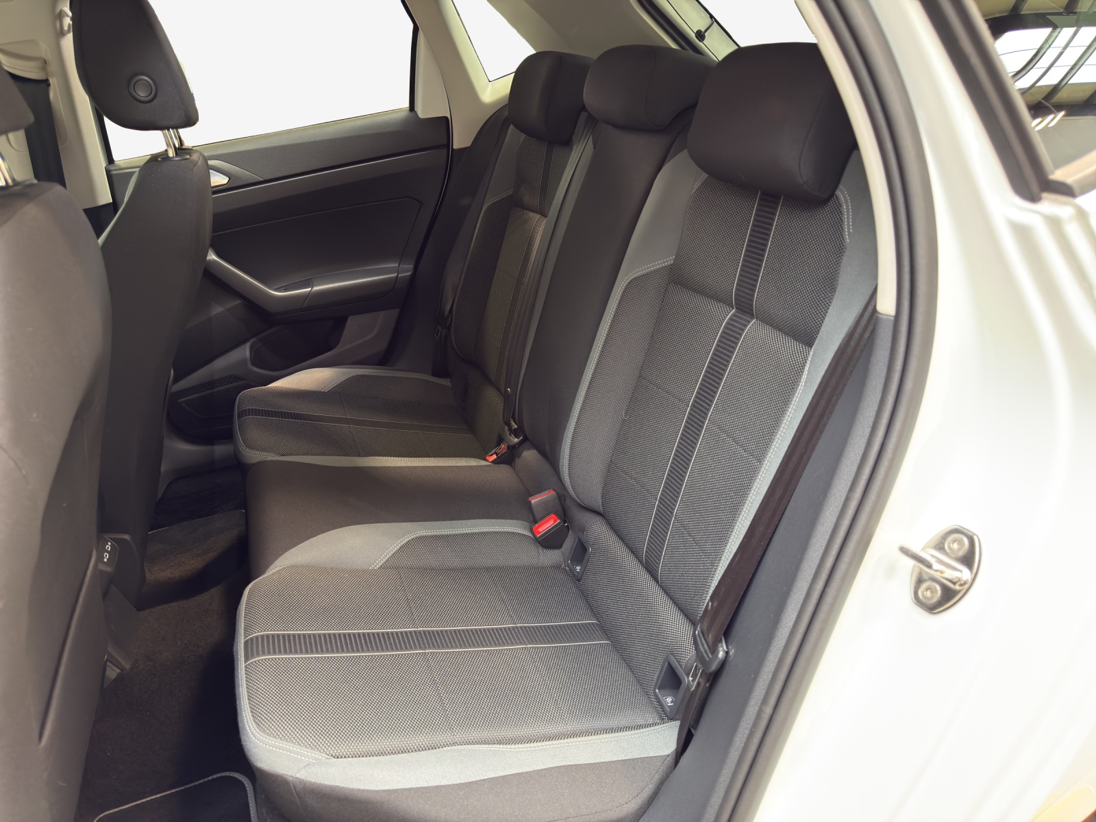 VW Polo 1.0 TSI Style DSG-image-11