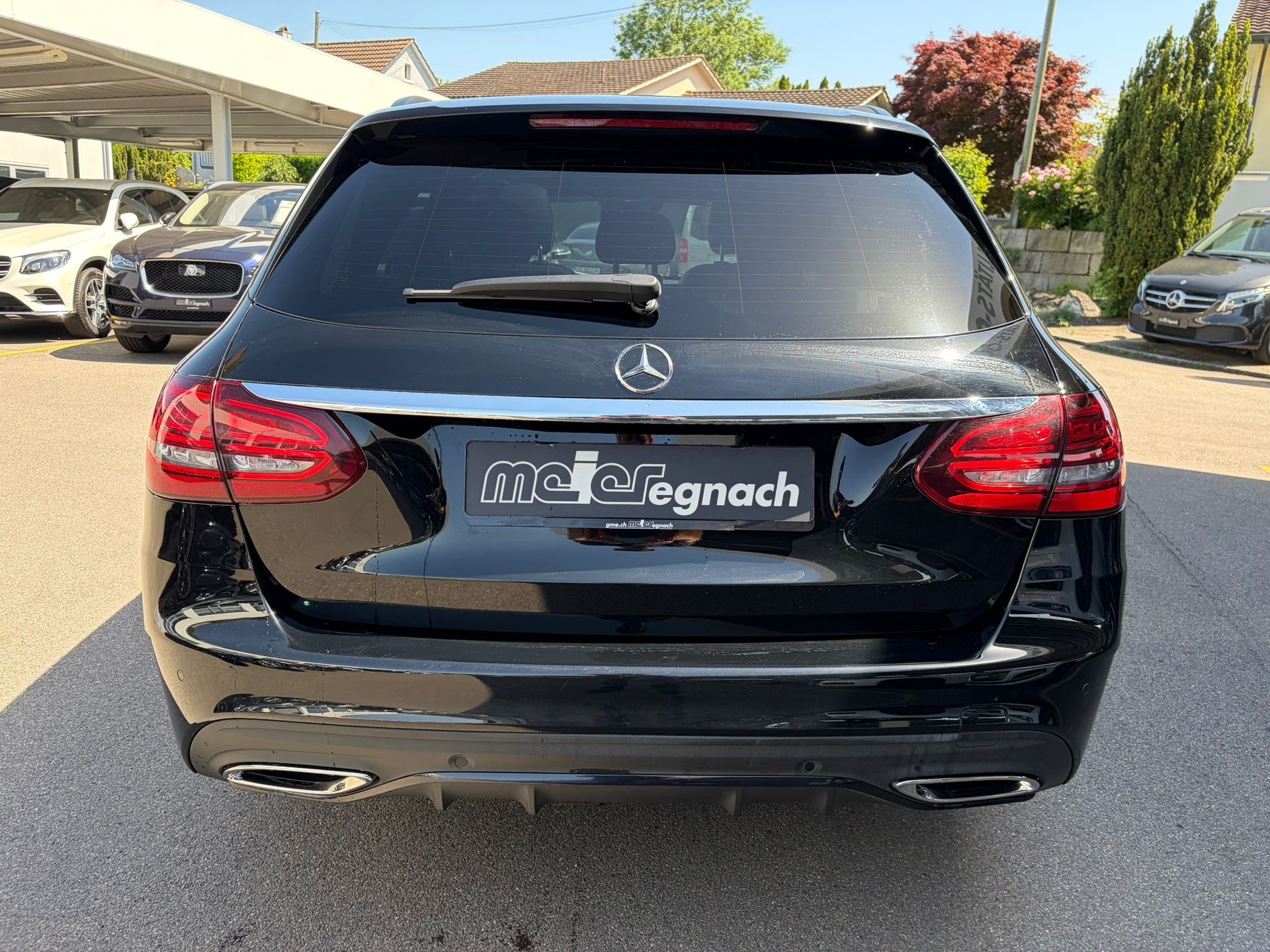MERCEDES-BENZ C 220 d Swiss Star AMG Line 4M 9G-Tronic-image-6