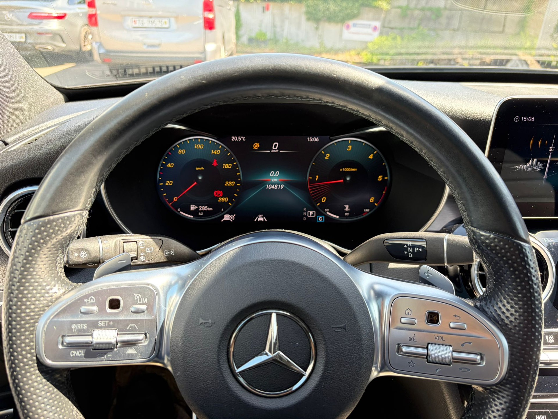 MERCEDES-BENZ C 220 d Swiss Star AMG Line 4M 9G-Tronic-image-10