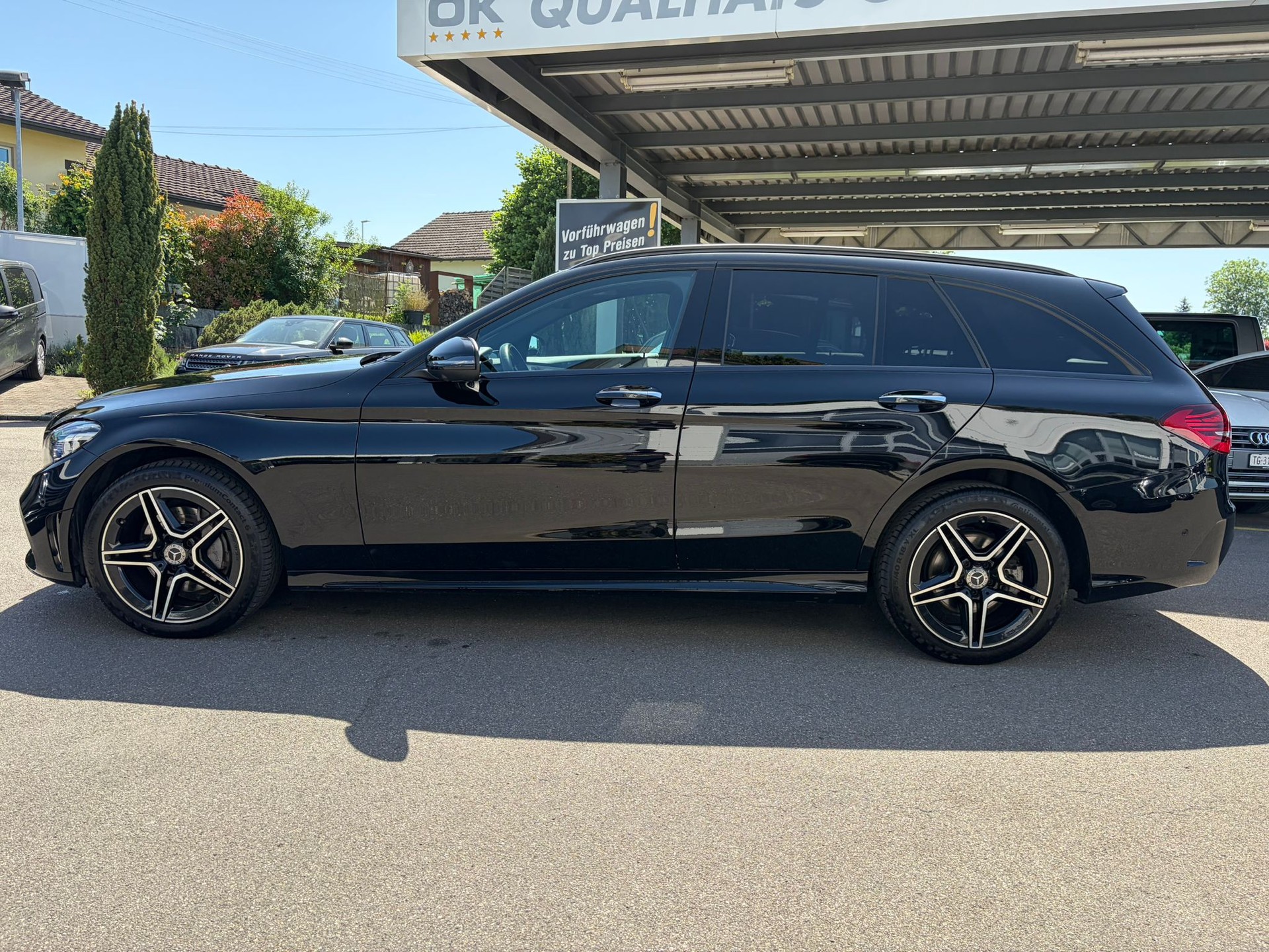 MERCEDES-BENZ C 220 d Swiss Star AMG Line 4M 9G-Tronic-image-3