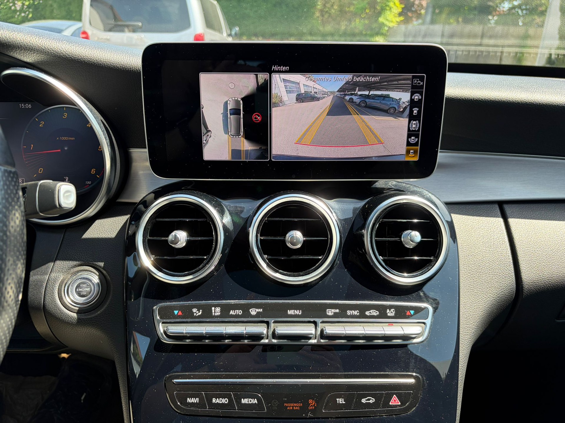 MERCEDES-BENZ C 220 d Swiss Star AMG Line 4M 9G-Tronic-image-11