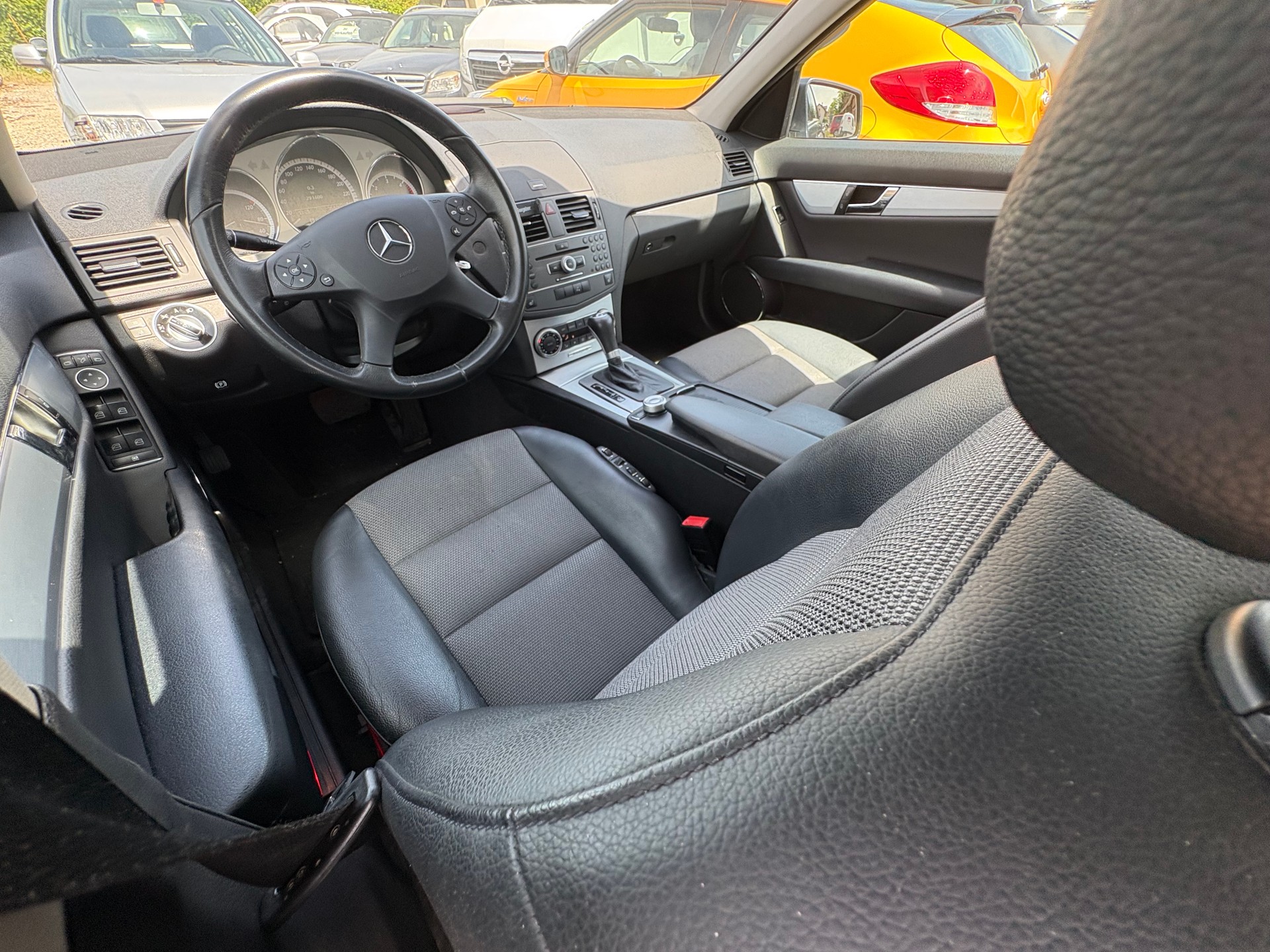 MERCEDES-BENZ C 350 CDI BlueEfficiency Avantgarde 7G-Tronic-image-2