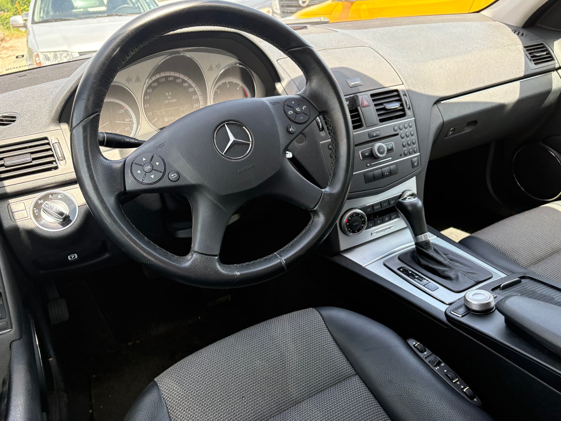 MERCEDES-BENZ C 350 CDI BlueEfficiency Avantgarde 7G-Tronic-image-8