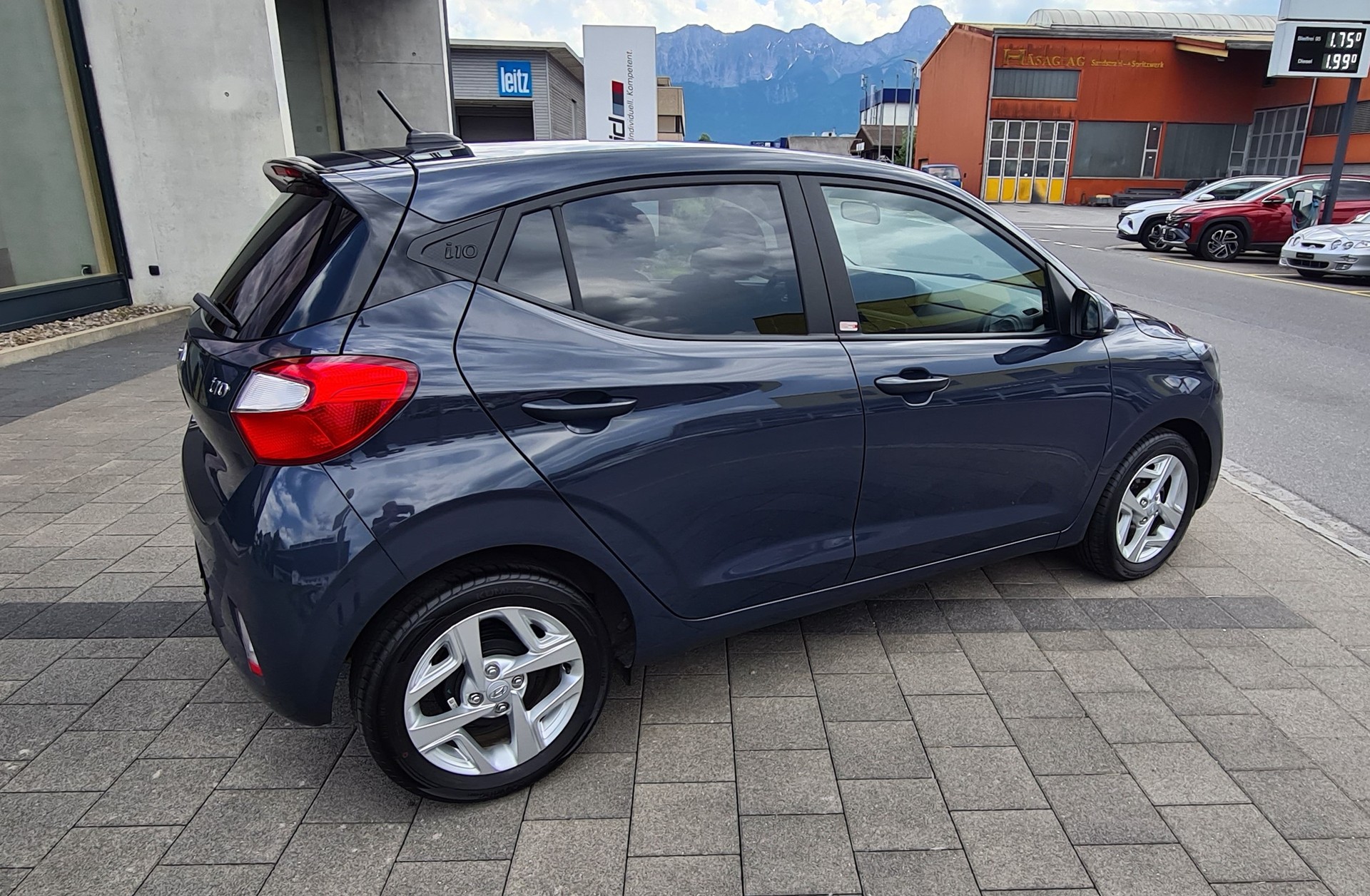 HYUNDAI i10 1.2 Amplia-image-3