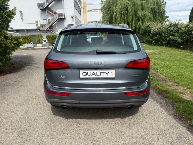 AUDI Q5 2.0 TFSI quattro-image-3