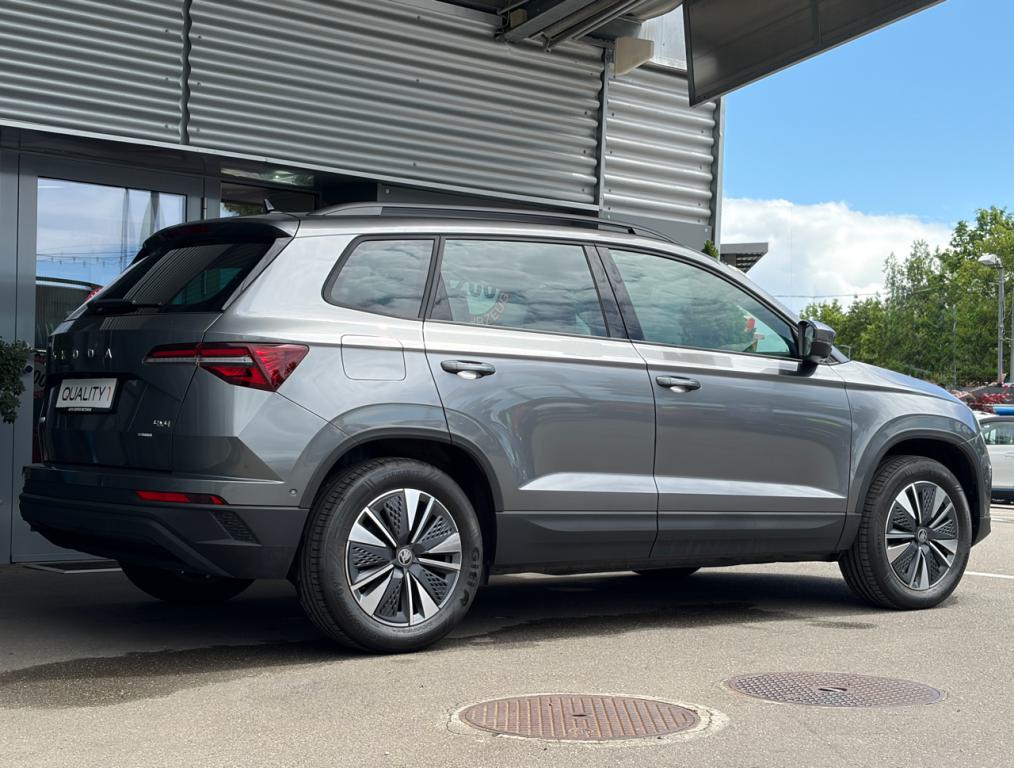 SKODA Karoq 2.0 TDI CR Dynamic 4x4 DSG-image-2