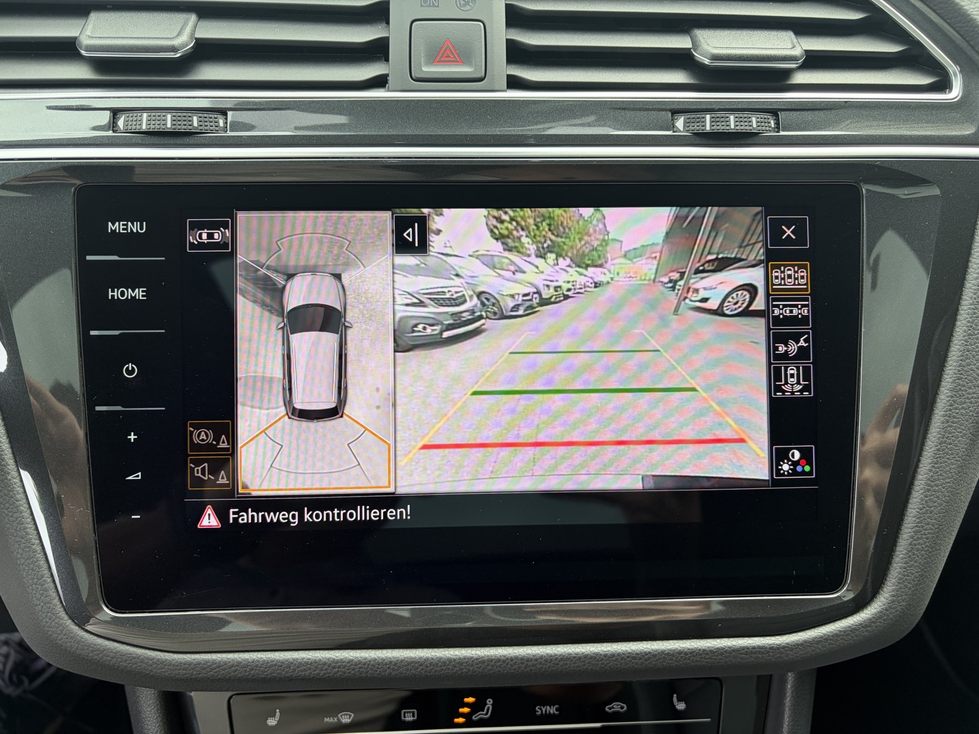 VW Tiguan 2.0 TDI SCR R-Line 4Motion DSG-image-13