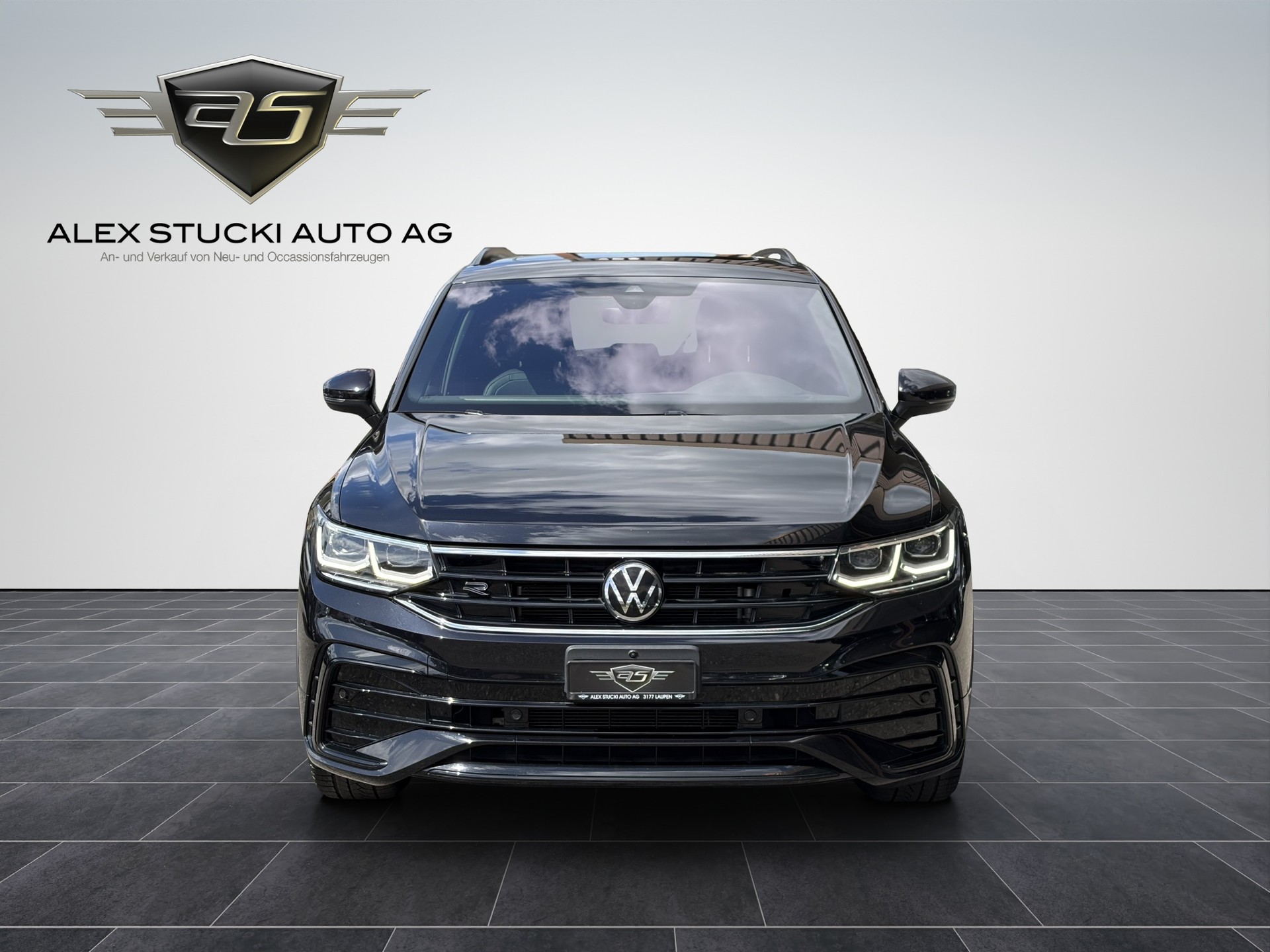 VW Tiguan 2.0 TDI SCR R-Line 4Motion DSG-image-1