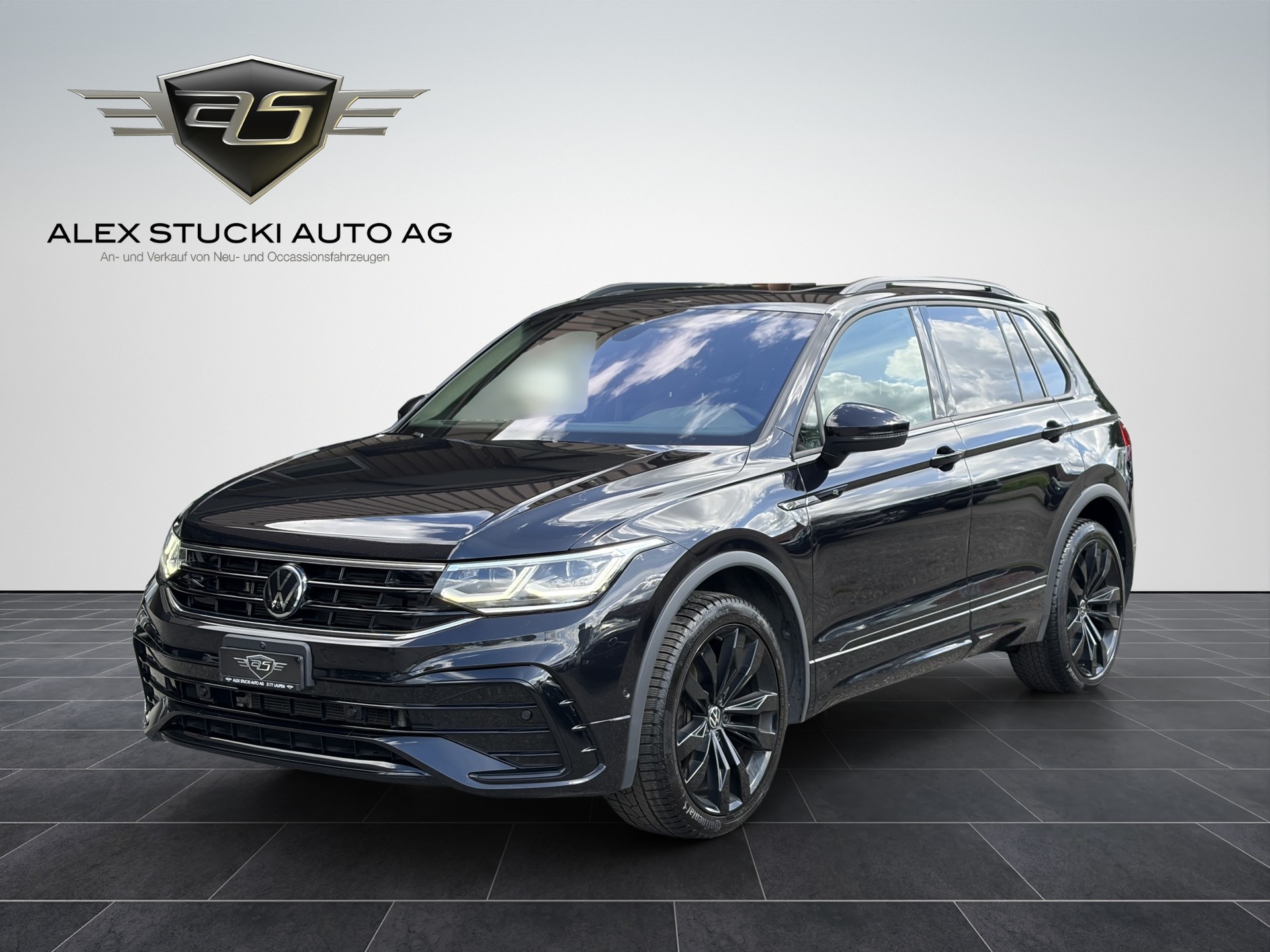 VW Tiguan 2.0 TDI SCR R-Line 4Motion DSG-image-2