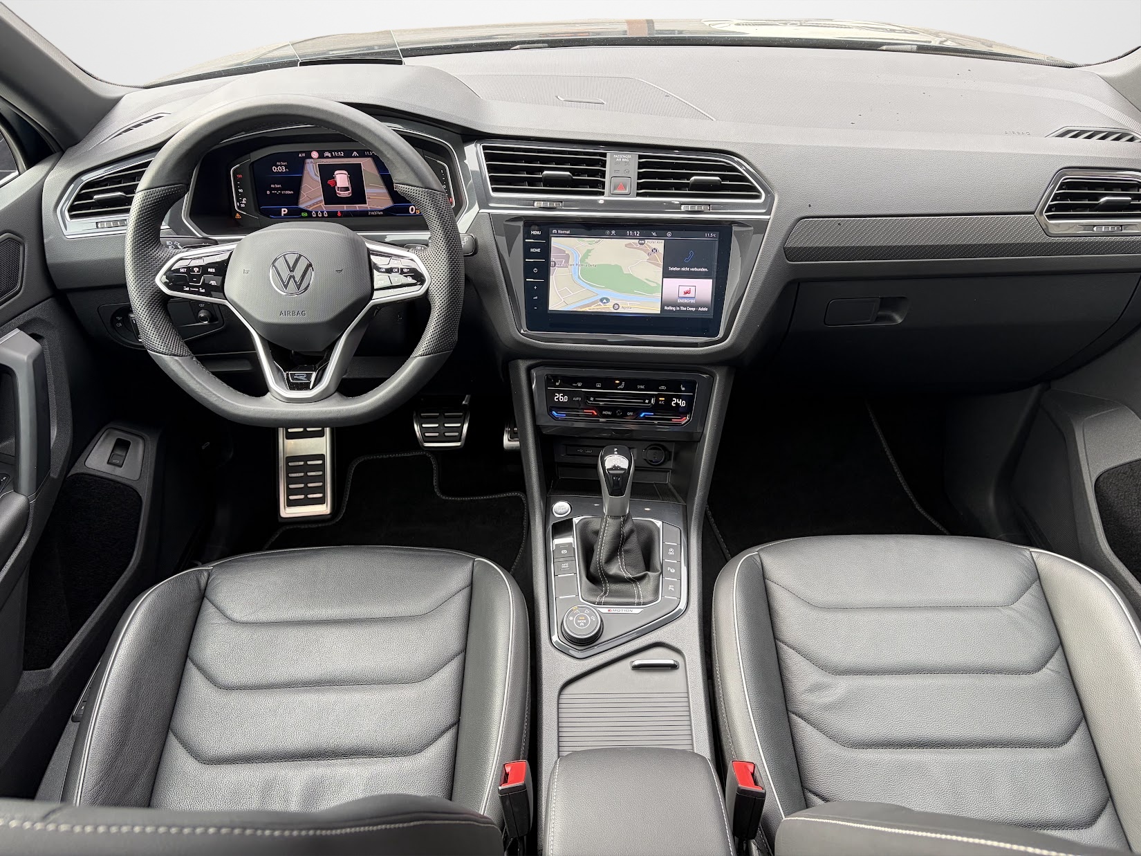 VW Tiguan 2.0 TDI SCR R-Line 4Motion DSG-image-11