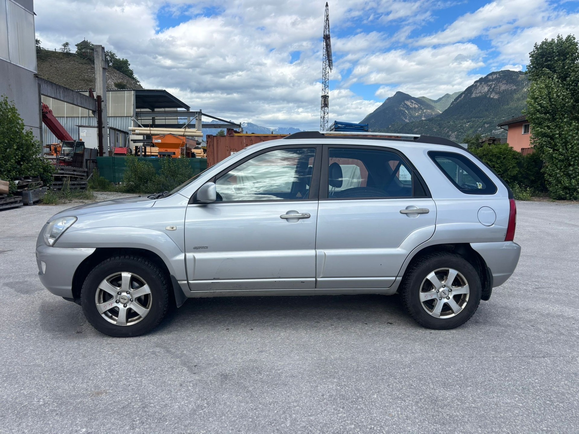KIA Sportage 2.0 CRDi Classic-image-1