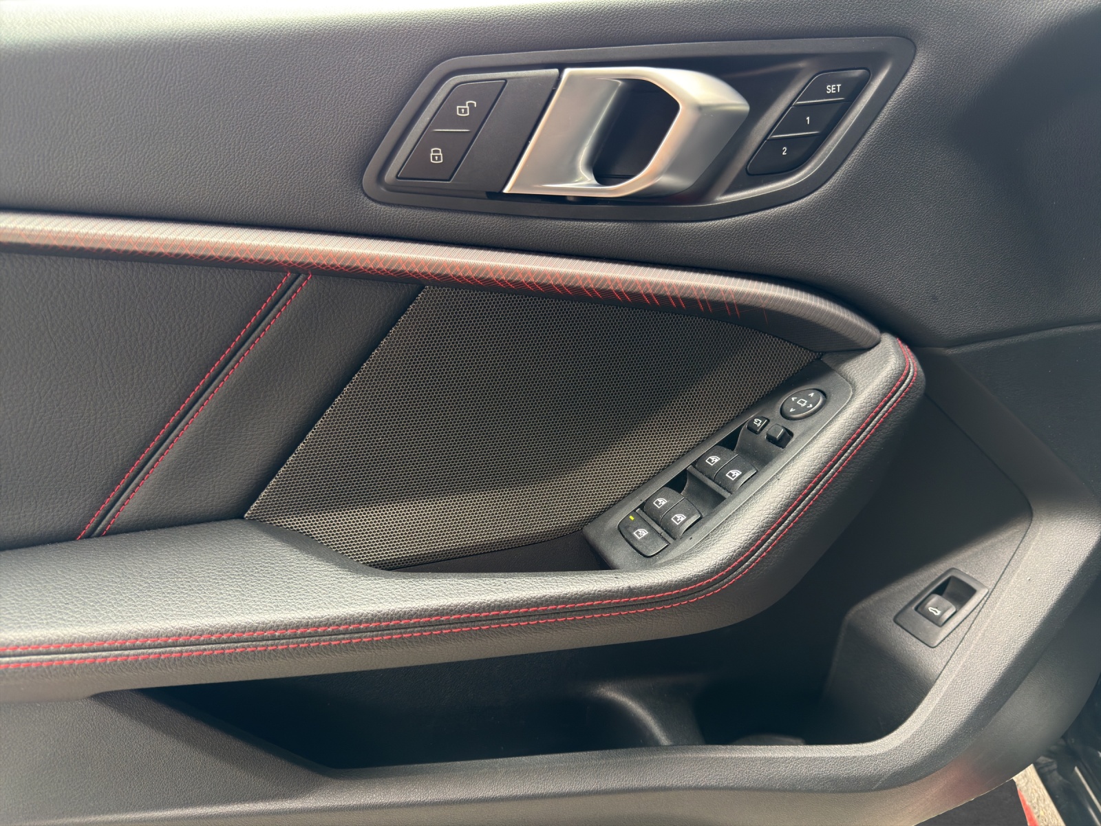 BMW 128ti M Sport Pro Steptronic-image-11