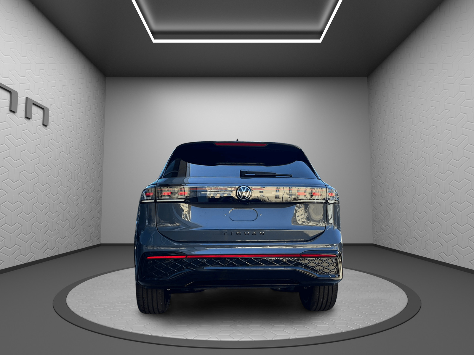VW Tiguan 2.0 TSI DSG R-Line United 4Motion-image-4
