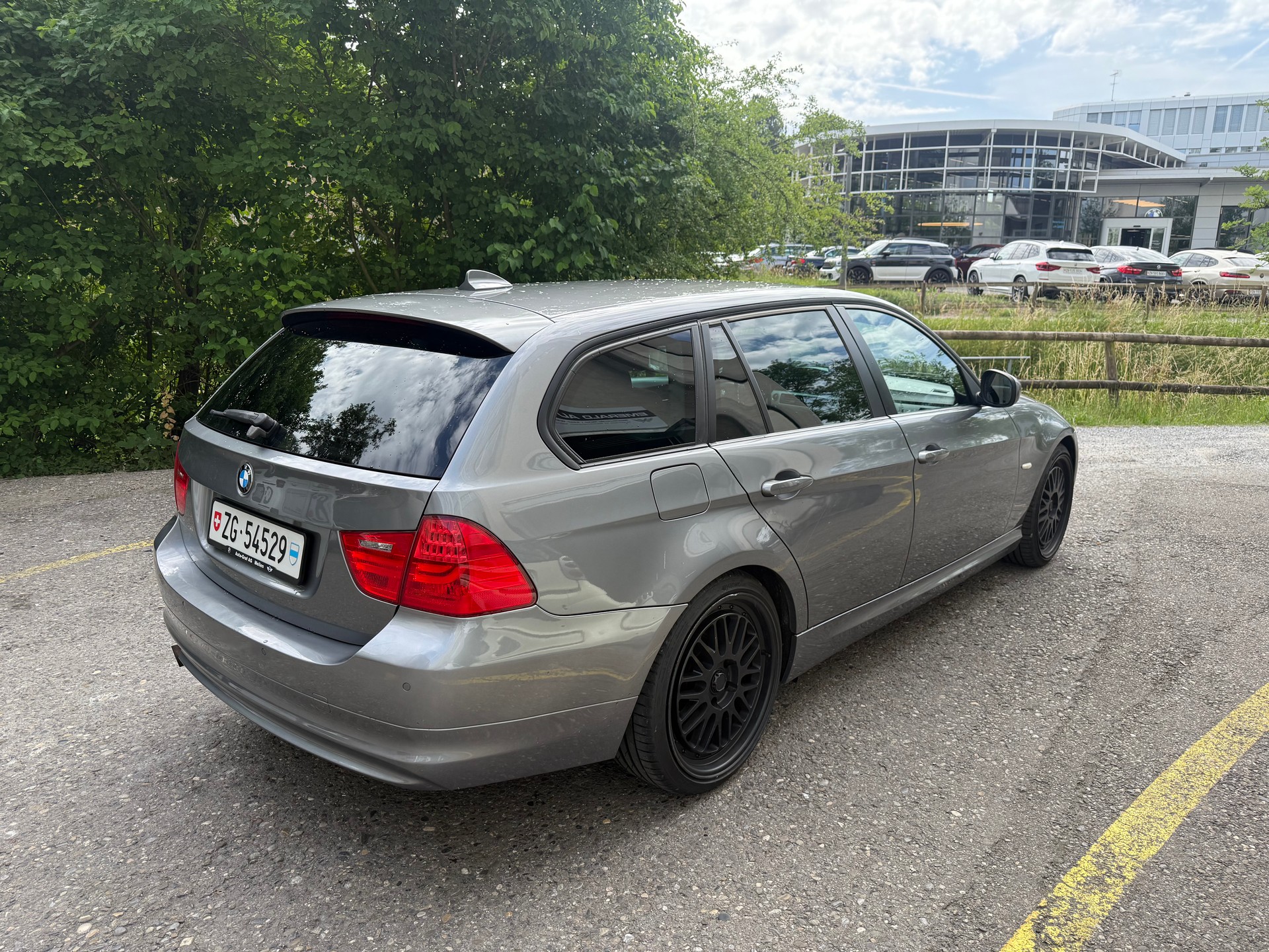 BMW 318d Touring Steptronic-image-3