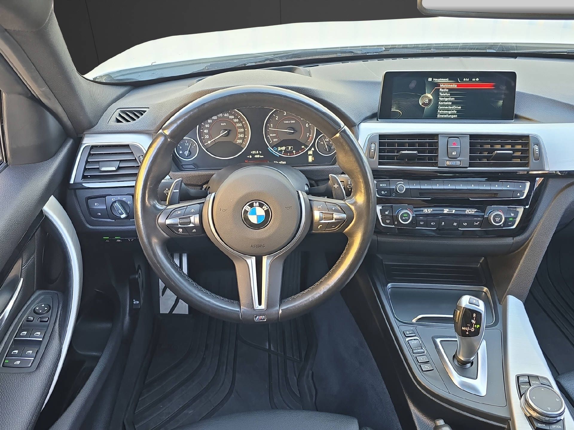 BMW 340i xDrive Touring M Sport ** Power & Sound // Frisch ab MFK // 12 Monate GARANTIE **-image-11
