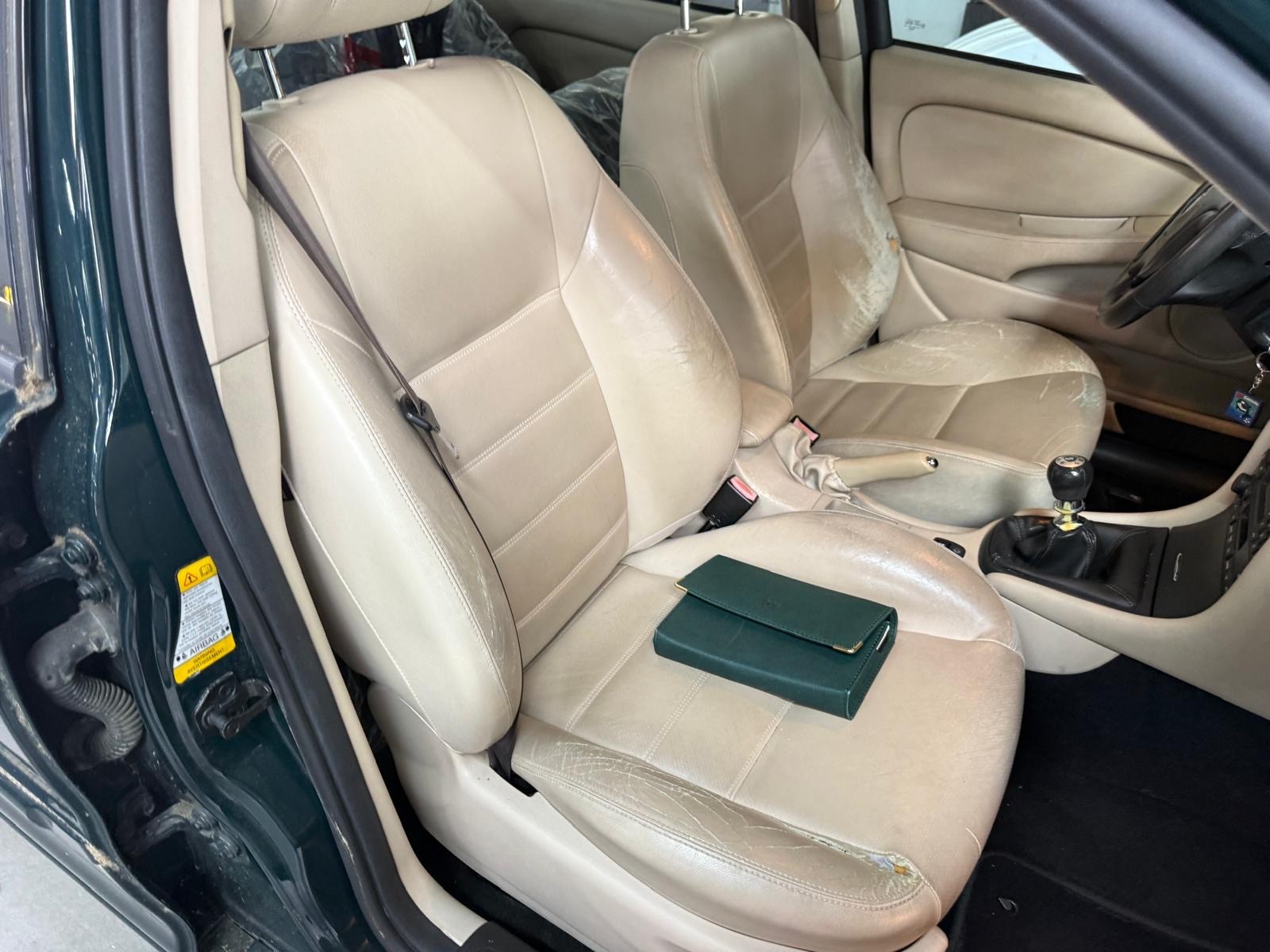JAGUAR X-Type 2.5 V6 Traction4 Sport-image-3