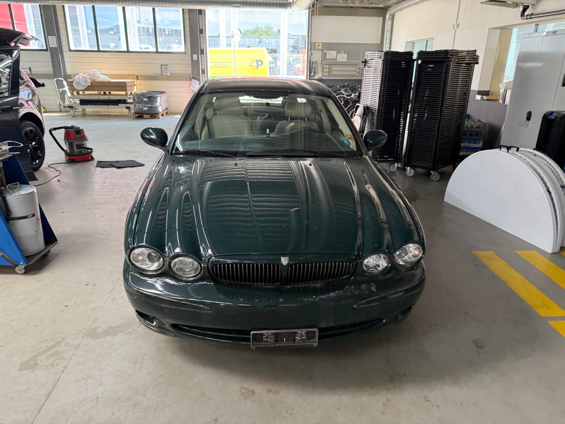 JAGUAR X-Type 2.5 V6 Traction4 Sport-image-0