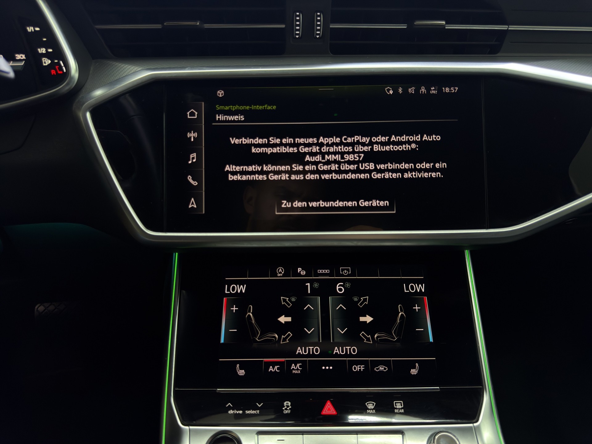 AUDI A6 Avant 45 TFSI Sport S-tronic quattro-image-23