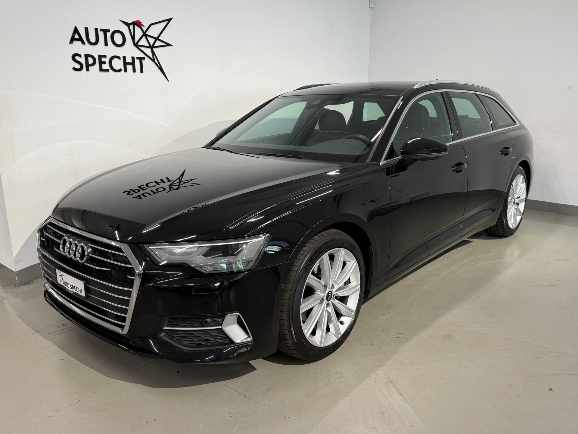 AUDI A6 Avant 45 TFSI Sport S-tronic quattro-image-1