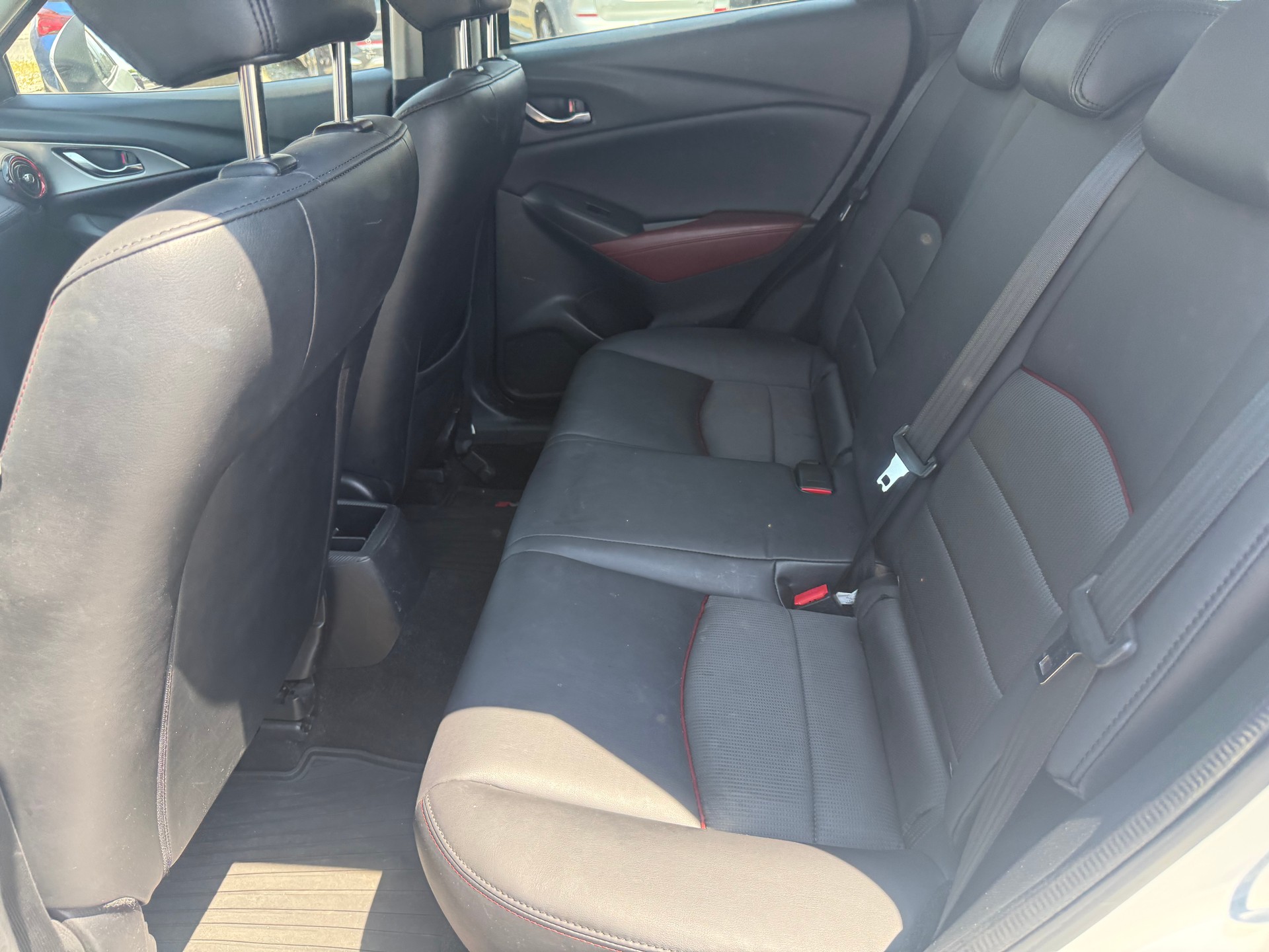 MAZDA CX-3 2.0 Ambition FWD Skyactiv Drive-image-9