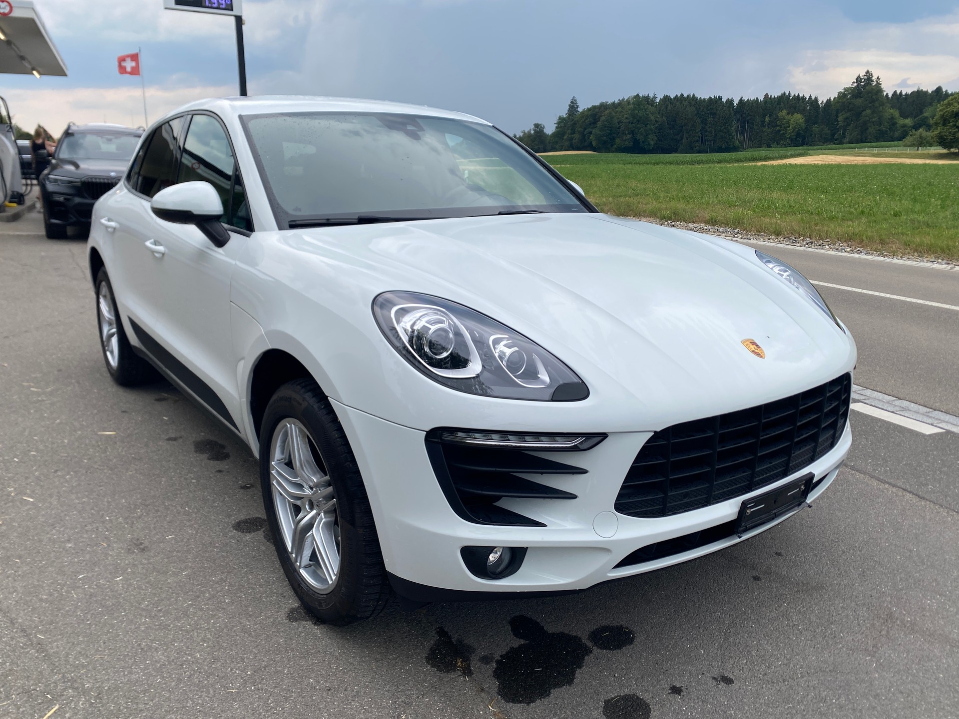 PORSCHE Macan PDK-image-1