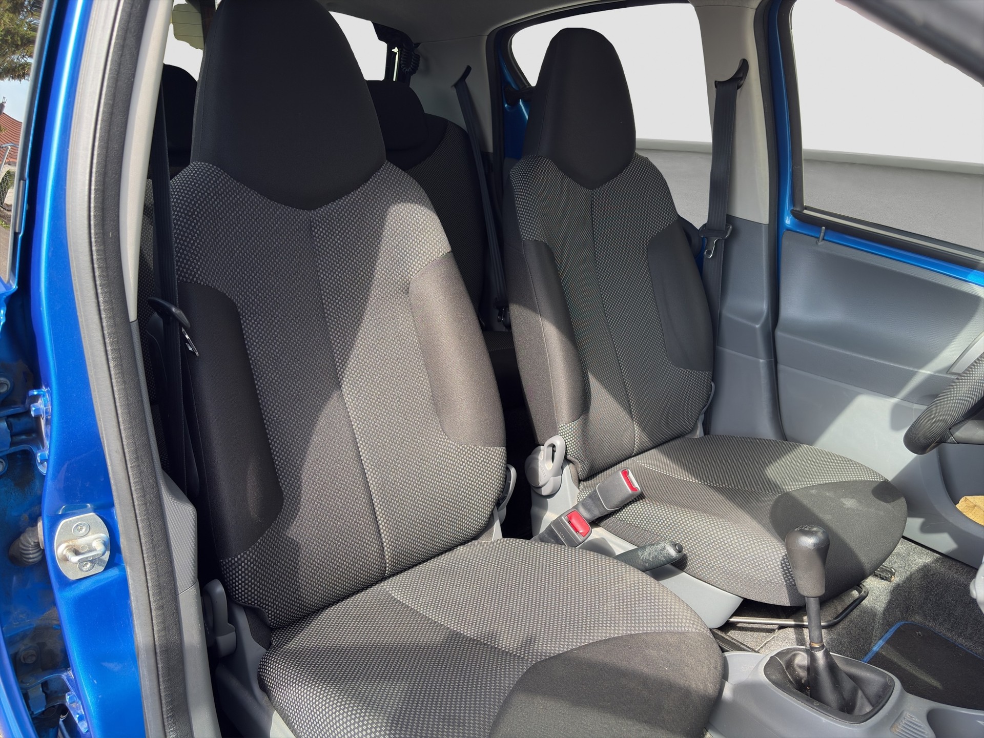 TOYOTA Aygo 1.0 Linea Luna-image-15