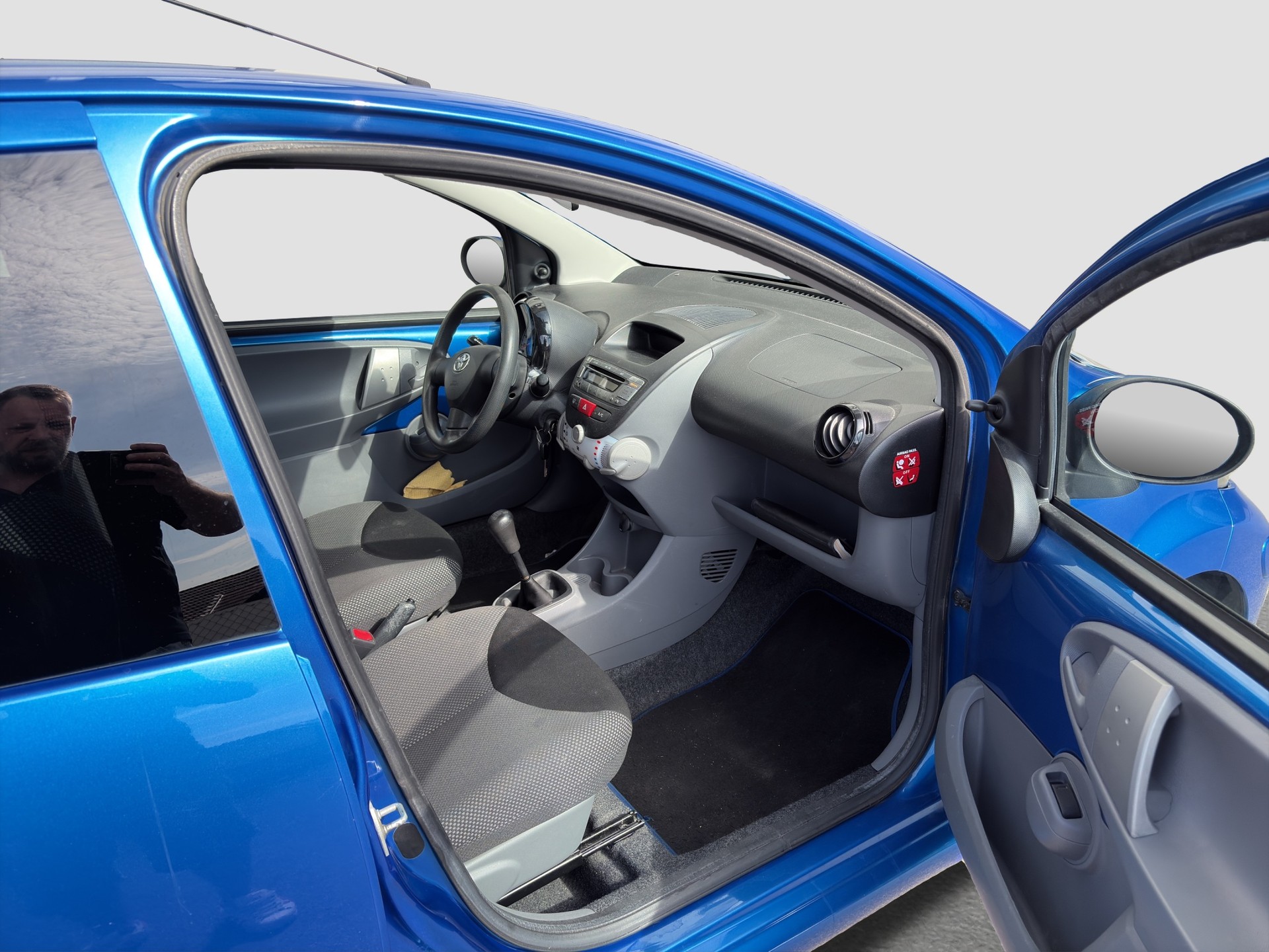 TOYOTA Aygo 1.0 Linea Luna-image-17