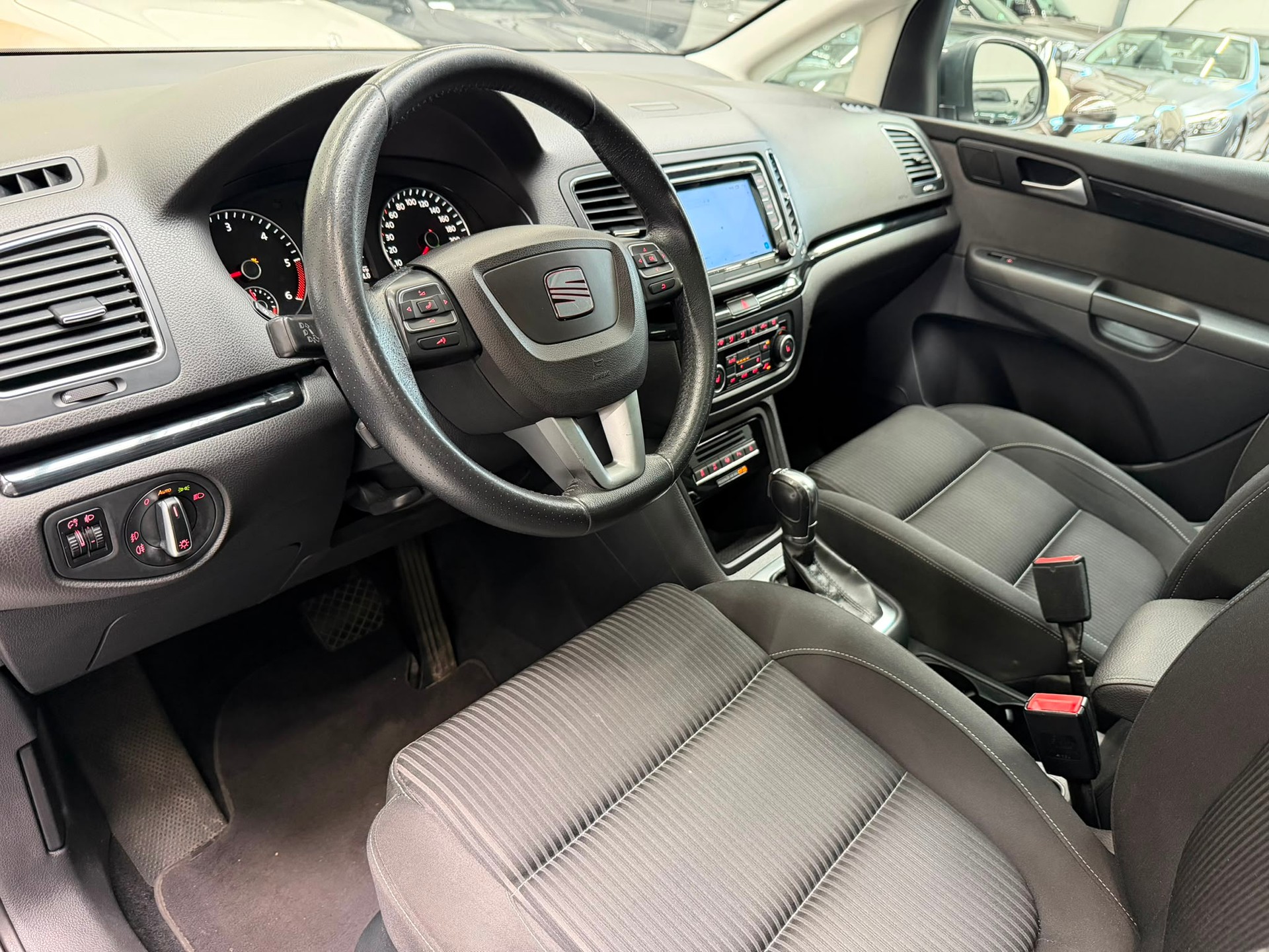 SEAT Alhambra 2.0 TDI Style Eco DSG-image-15